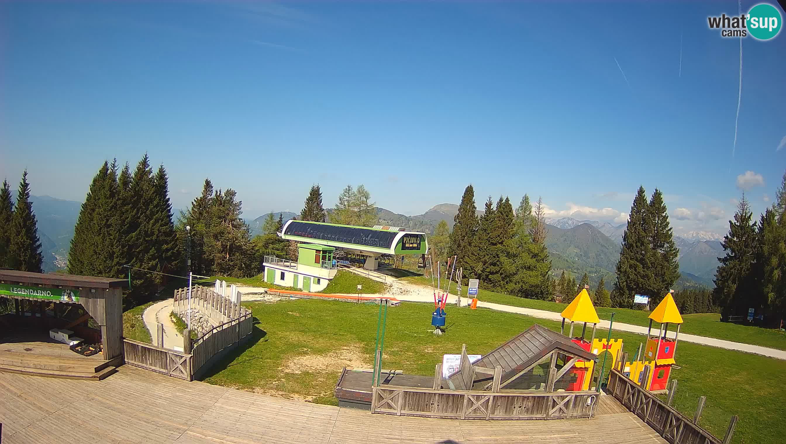 Webcam de la station de ski des Alpes slovènes à Cerkno Počivalo