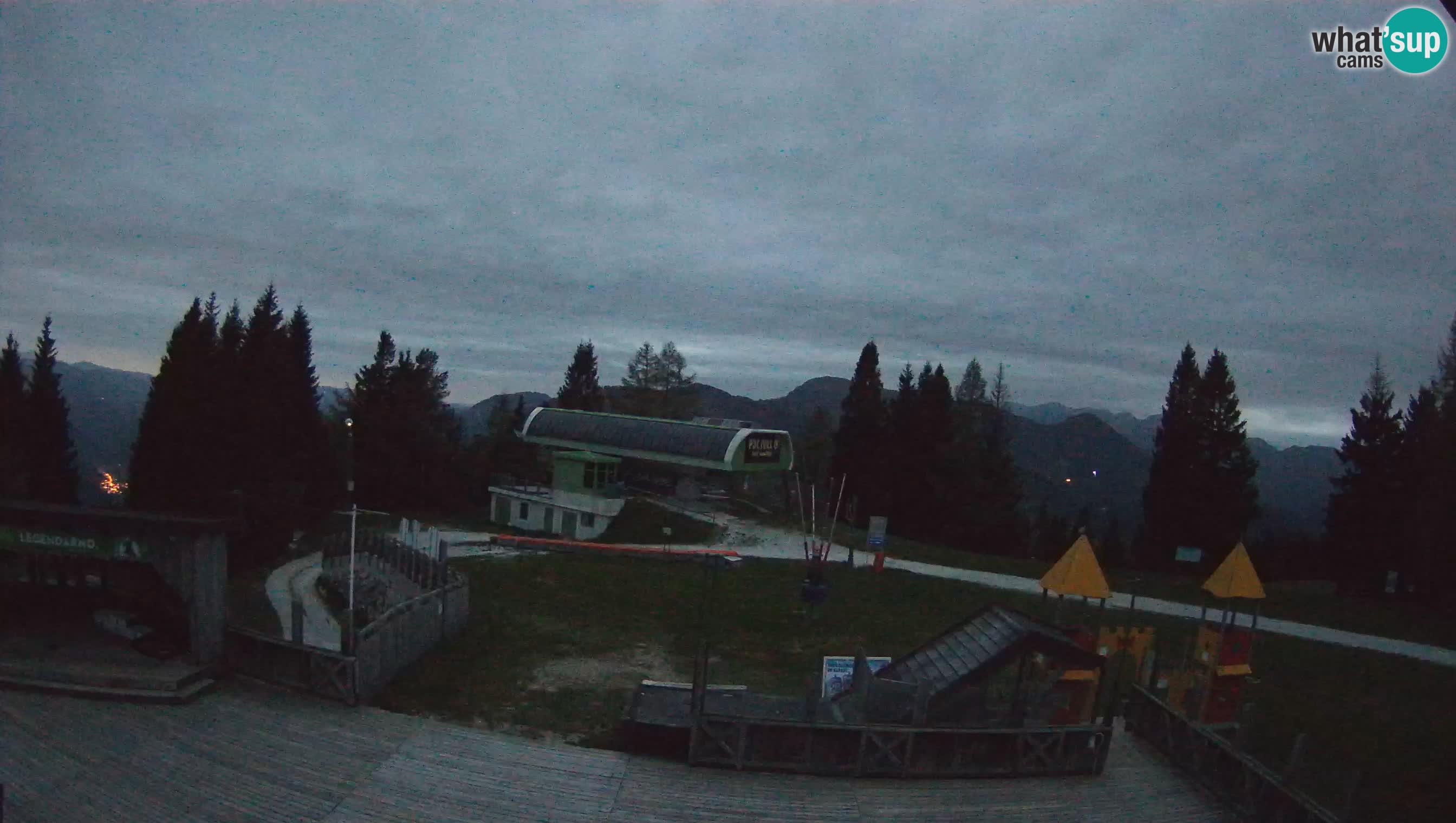 Alpska Perla kamera Cerkno Počivalo