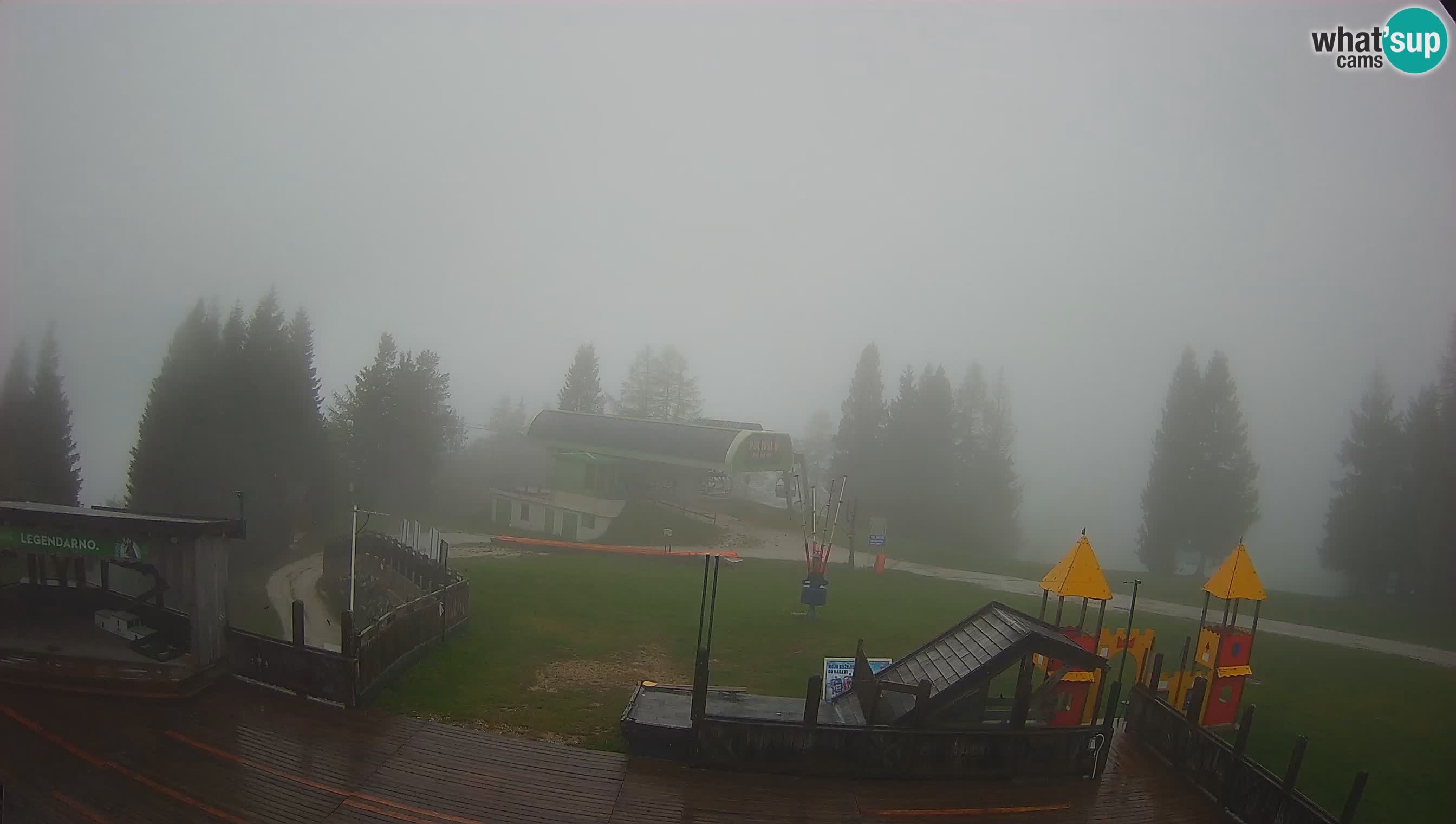 Webcam de la station de ski des Alpes slovènes à Cerkno Počivalo