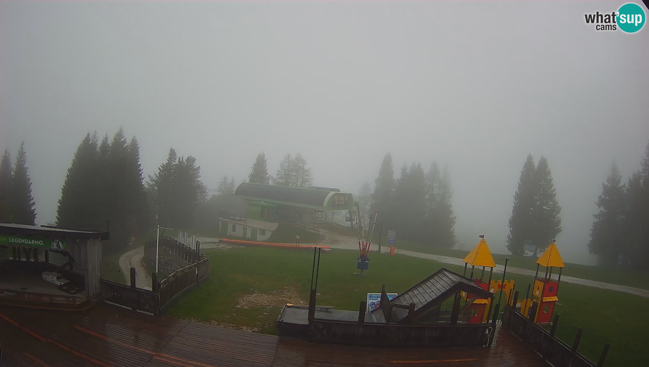 Alpska Perla Ski center Cerkno Počivalo webcam – Slovenia