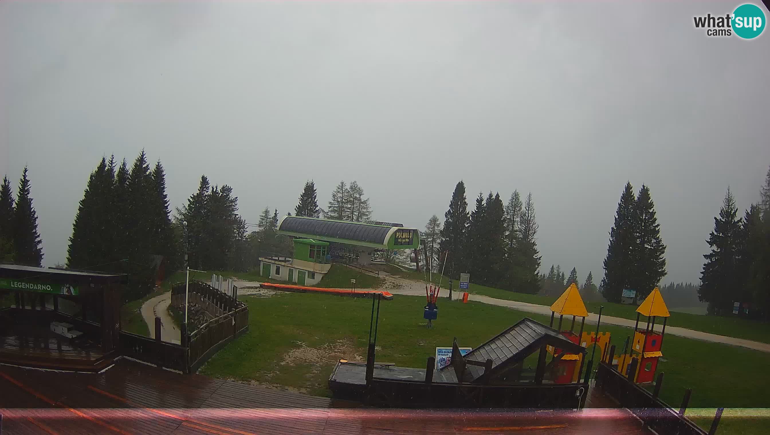 Alpska Perla Ski hotel Cerkno Počivalo webcam – Slovenia