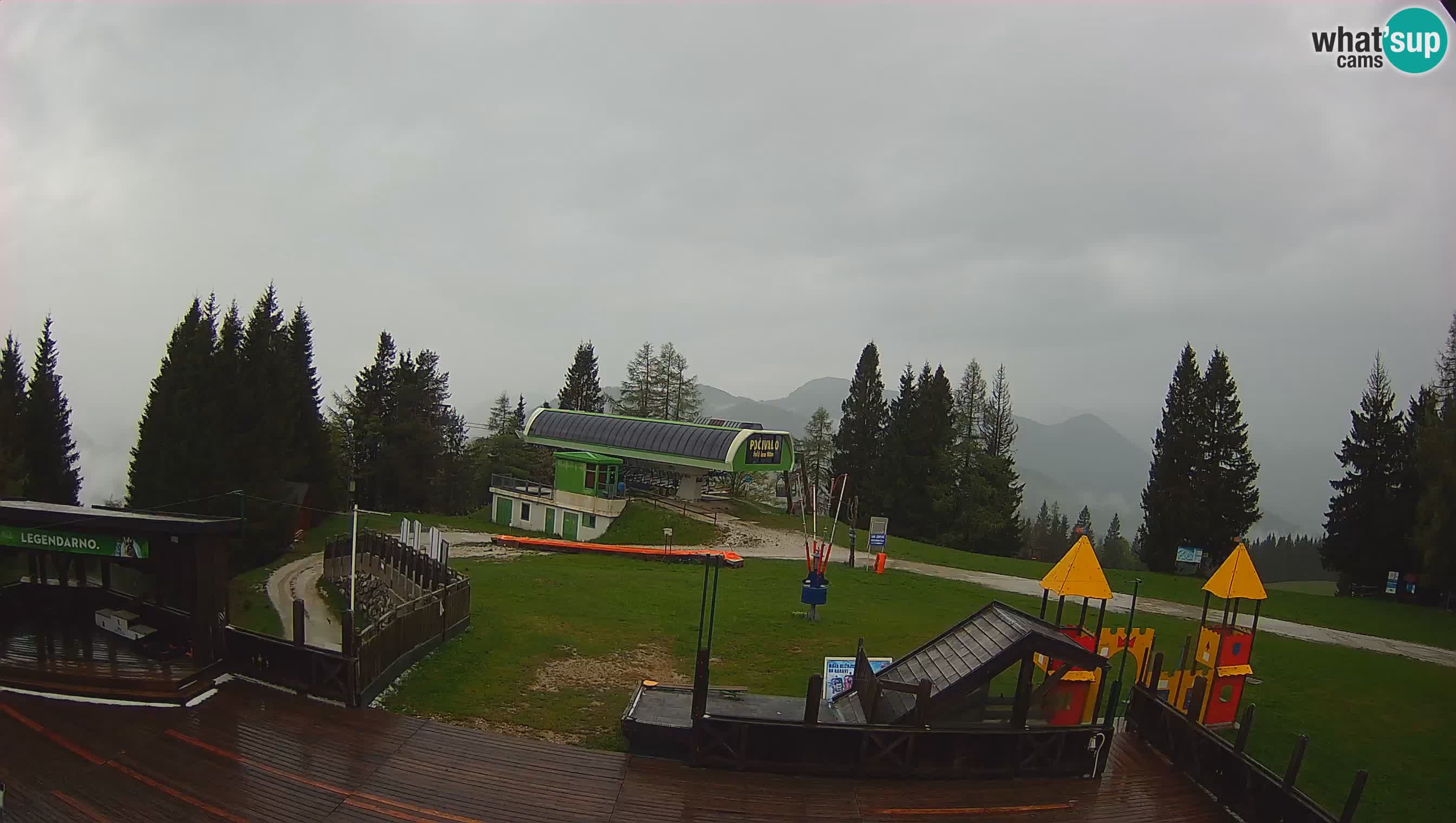 Webcam de la station de ski des Alpes slovènes à Cerkno Počivalo