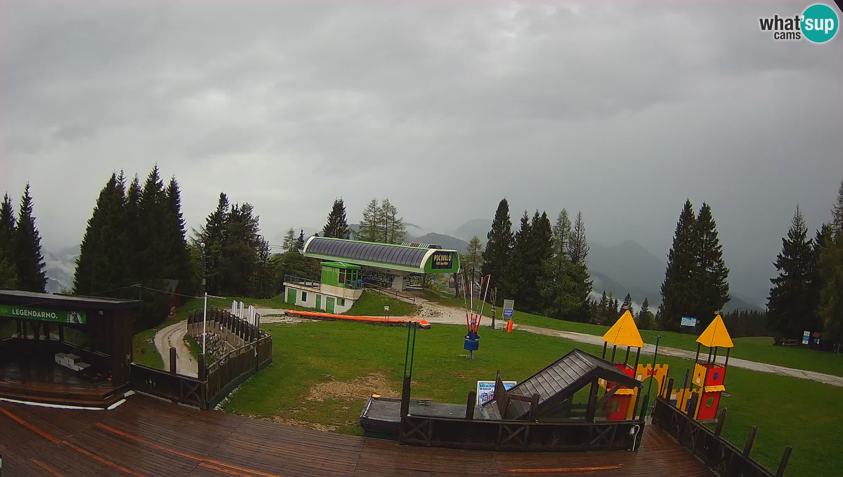 Alpska Perla Ski center Cerkno Počivalo webcam – Slovenia