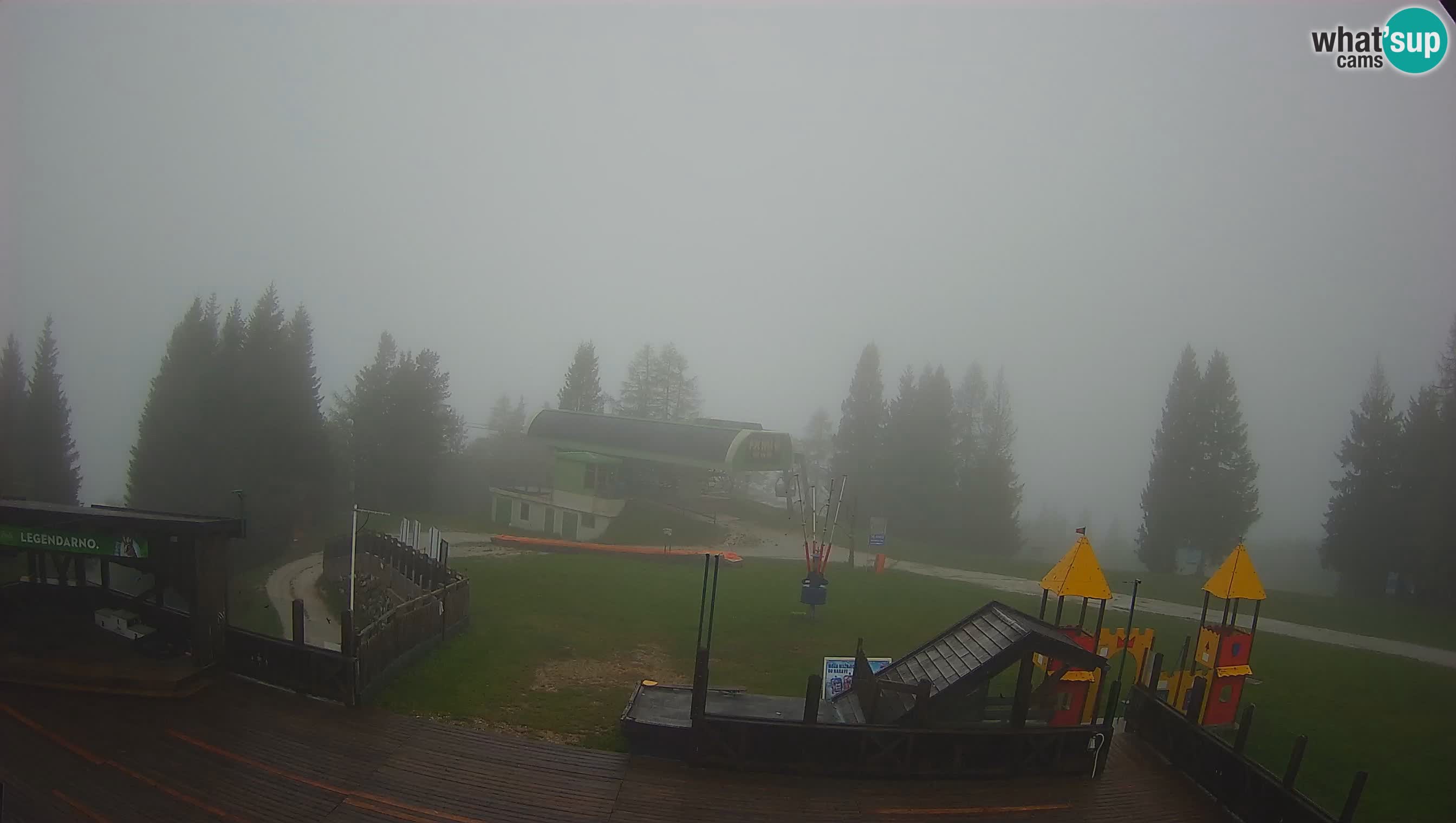 Webcam de la station de ski des Alpes slovènes à Cerkno Počivalo