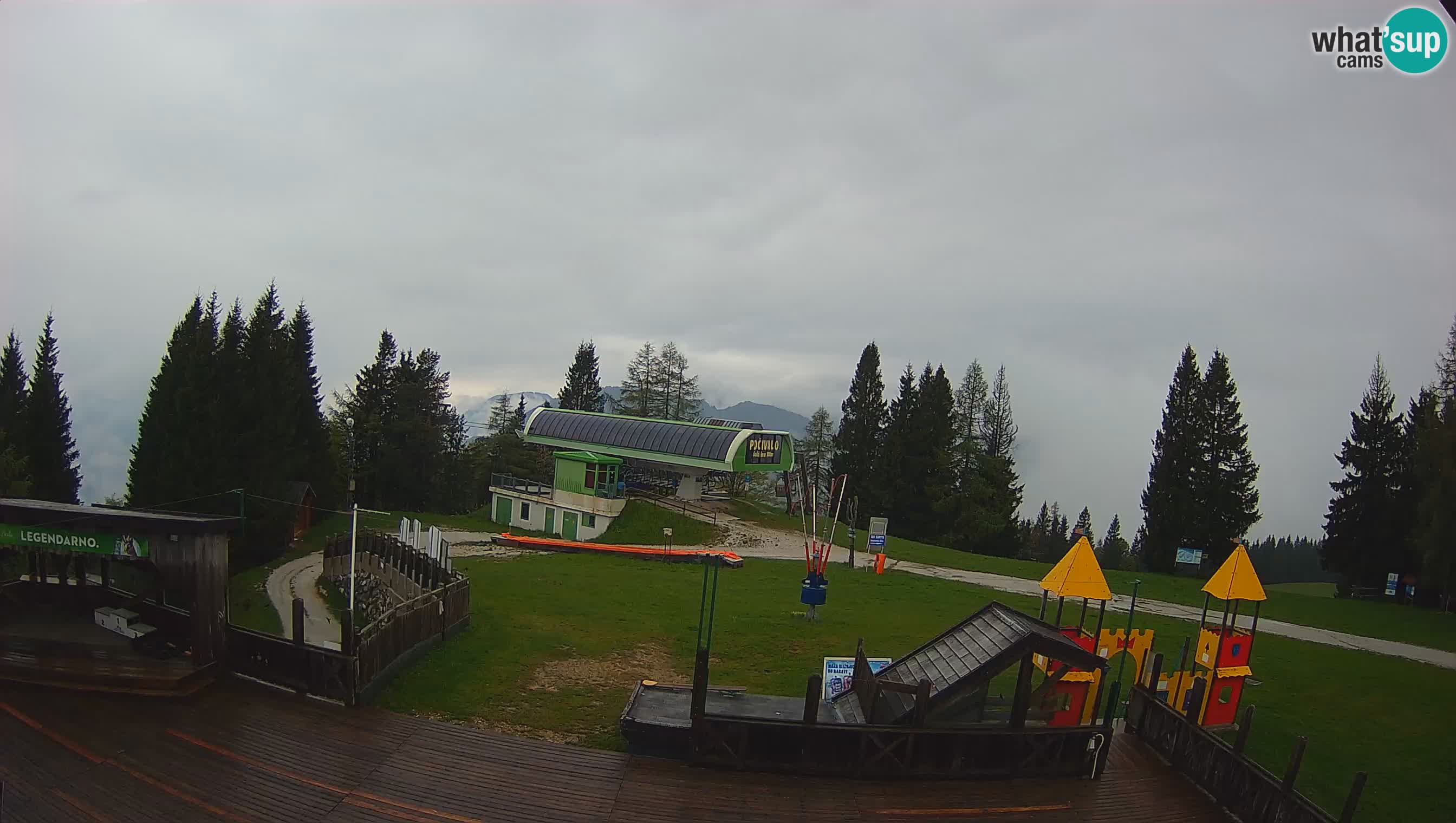 Alpska Perla Ski hotel Cerkno Počivalo webcam – Slovenia