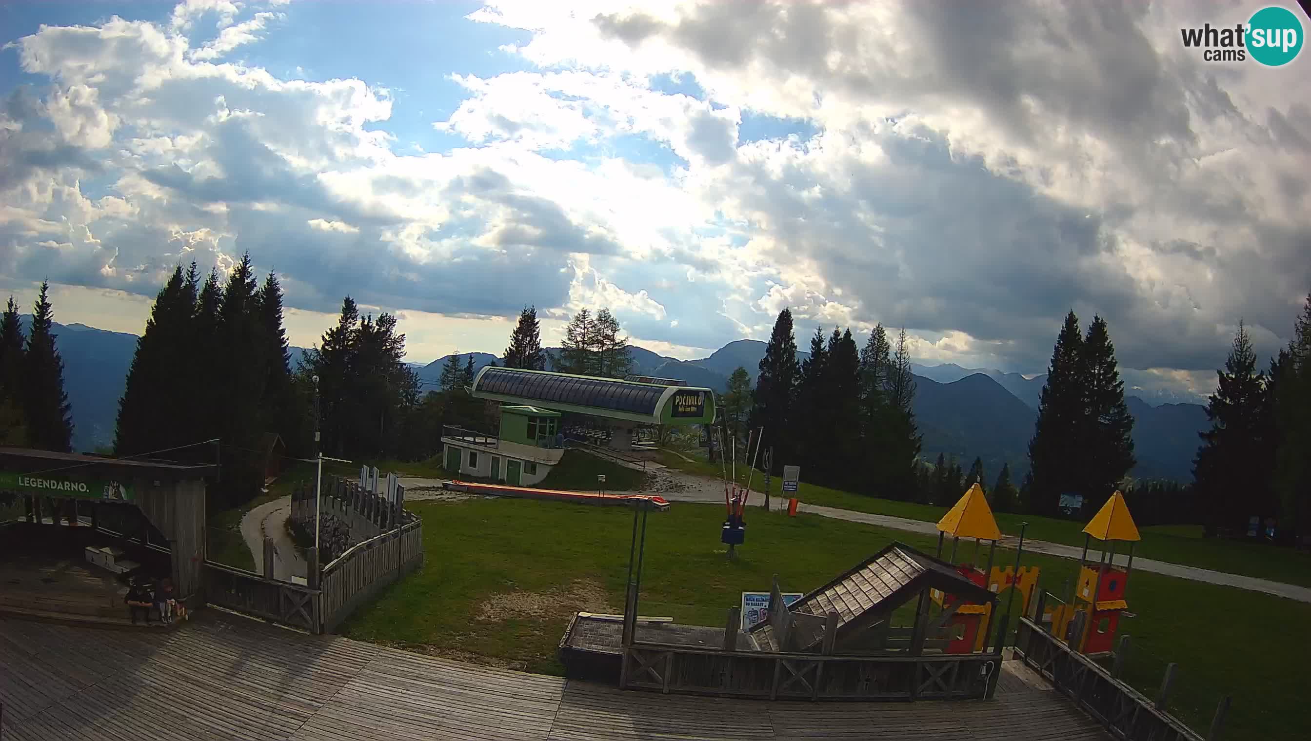 Alpska Perla kamera Cerkno Počivalo
