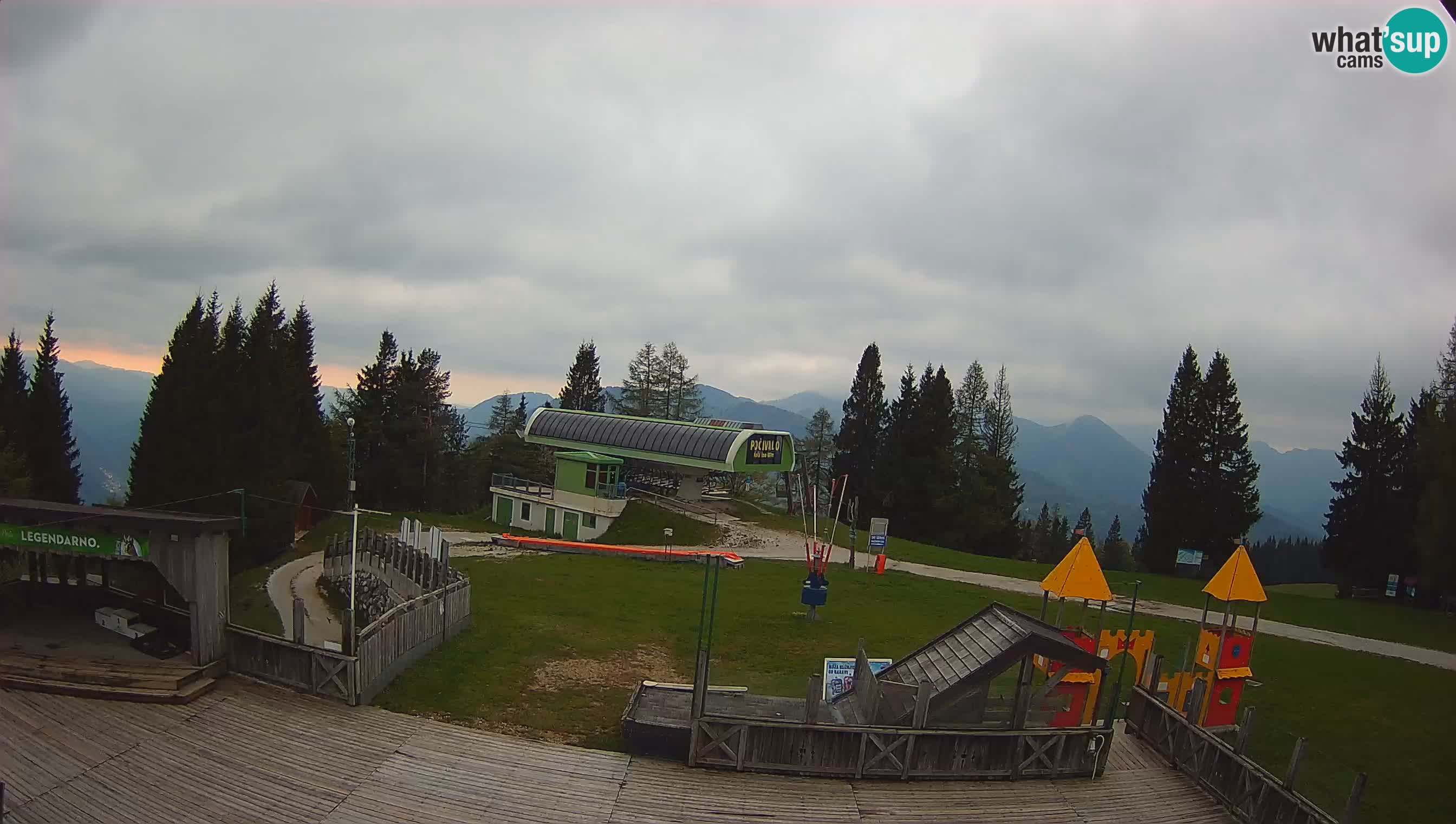 Webcam de la station de ski des Alpes slovènes à Cerkno Počivalo