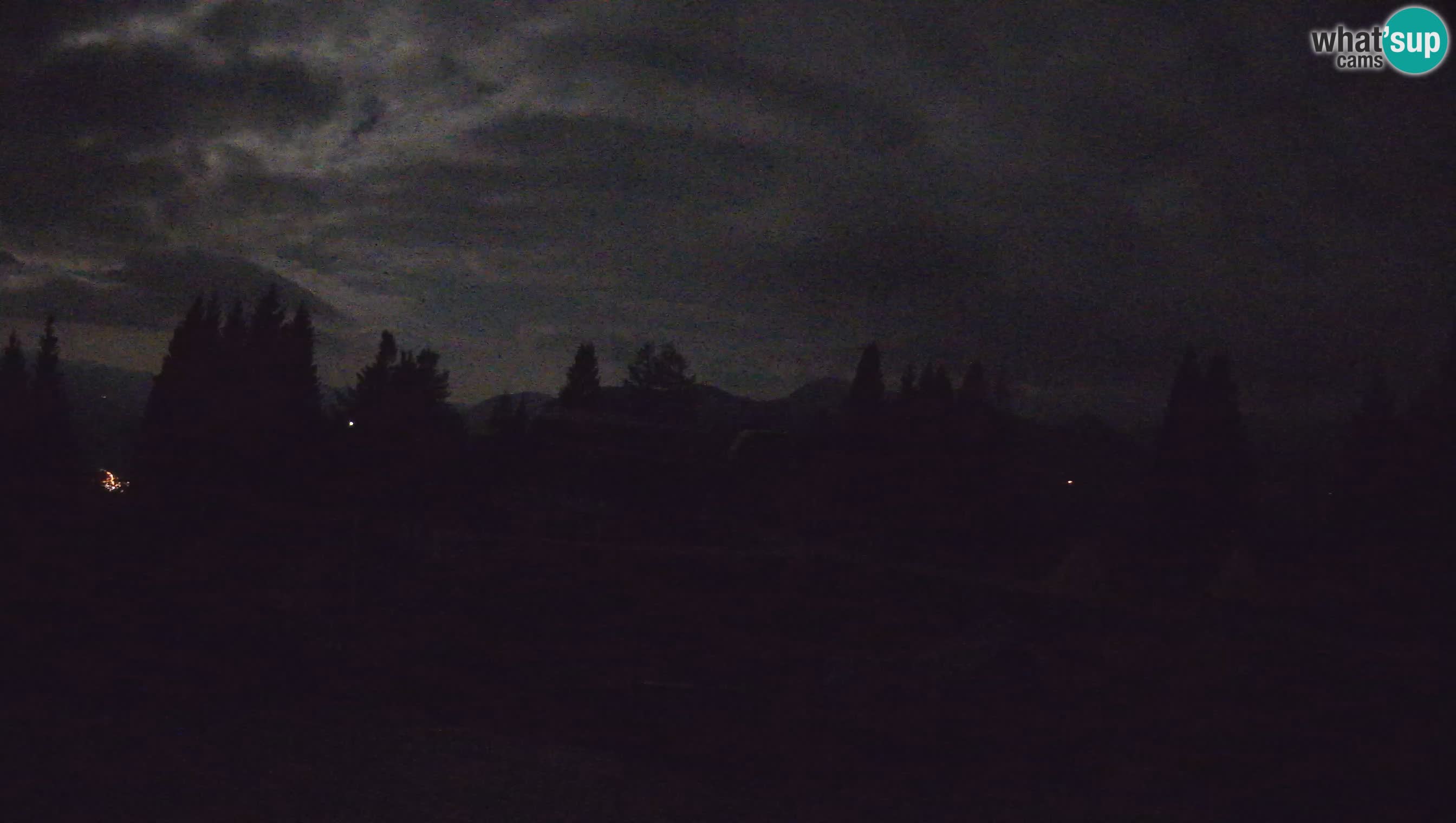 Alpska Perla Ski center Cerkno Počivalo webcam – Slovenia