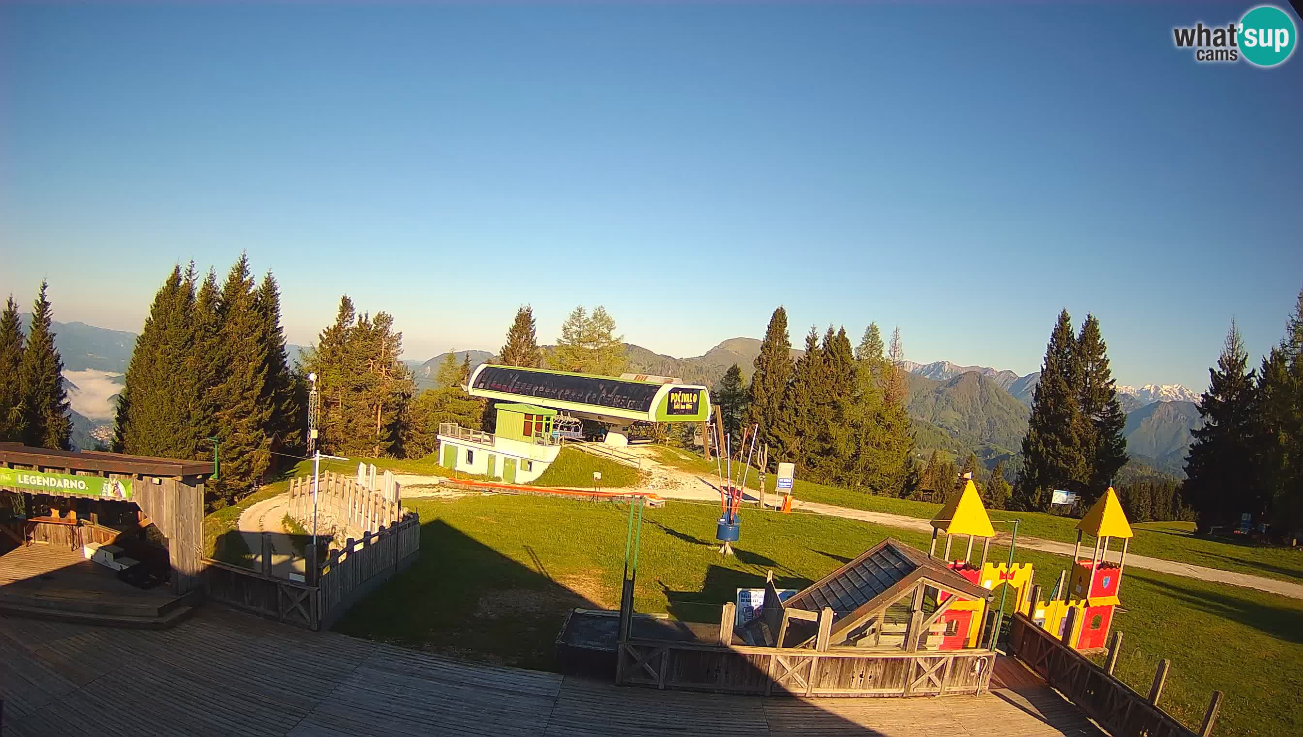 Alpska Perla kamera Cerkno Počivalo