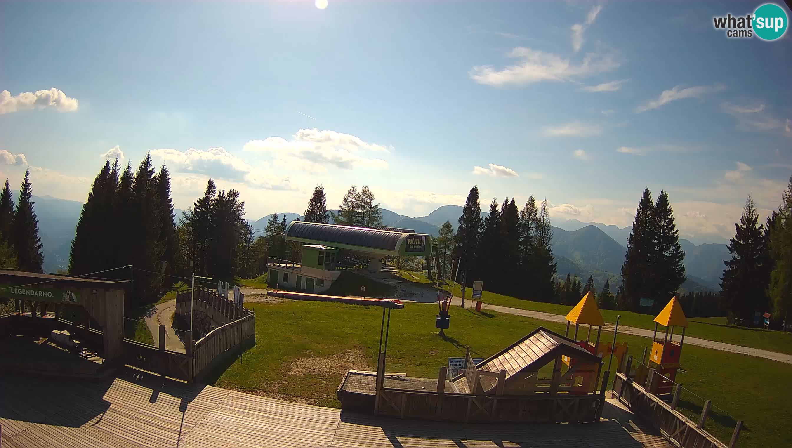 Alpska Perla Ski hotel Cerkno Počivalo webcam – Slovenia