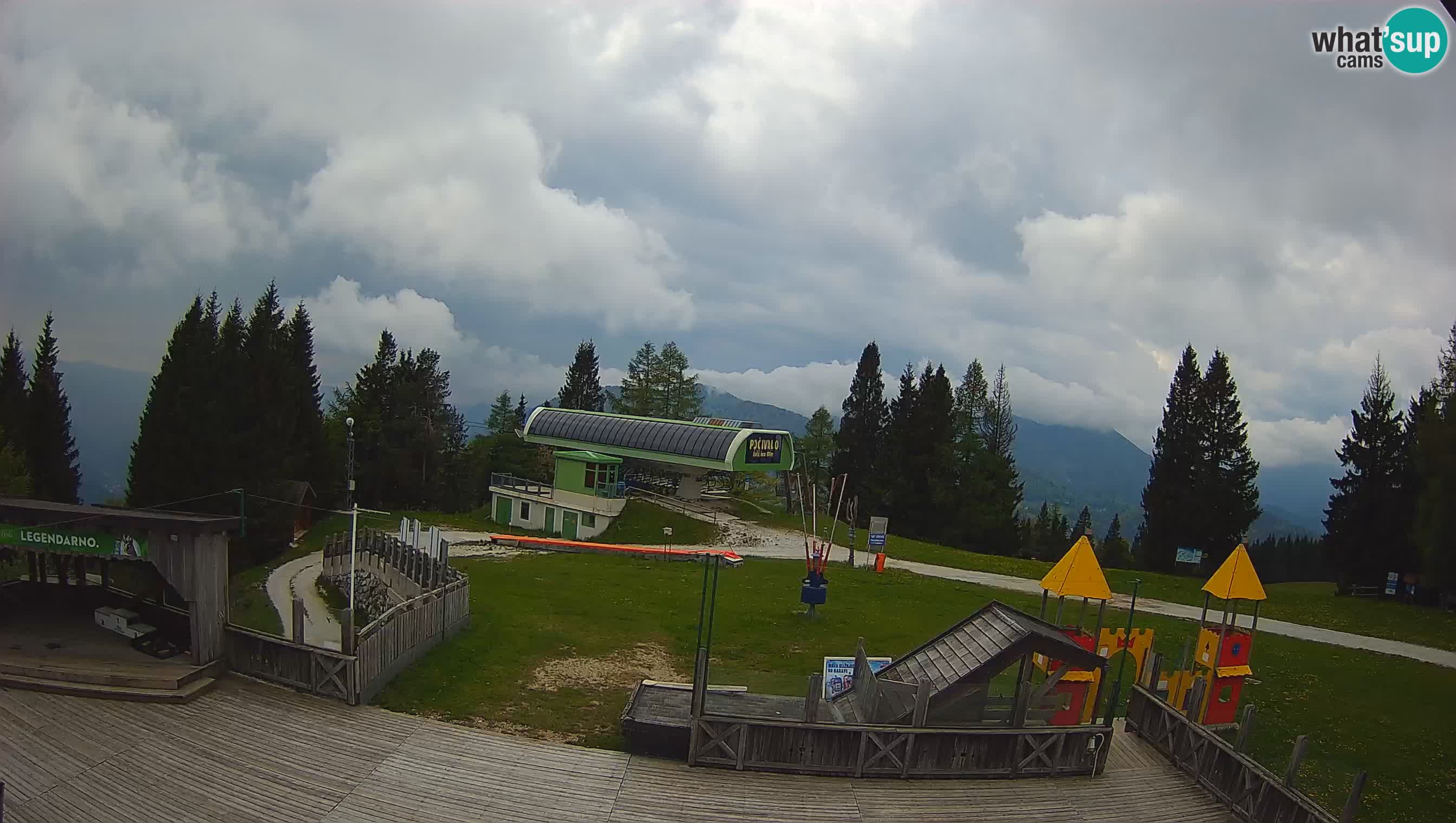 Alpska Perla Ski hotel Cerkno Počivalo webcam – Slovenia