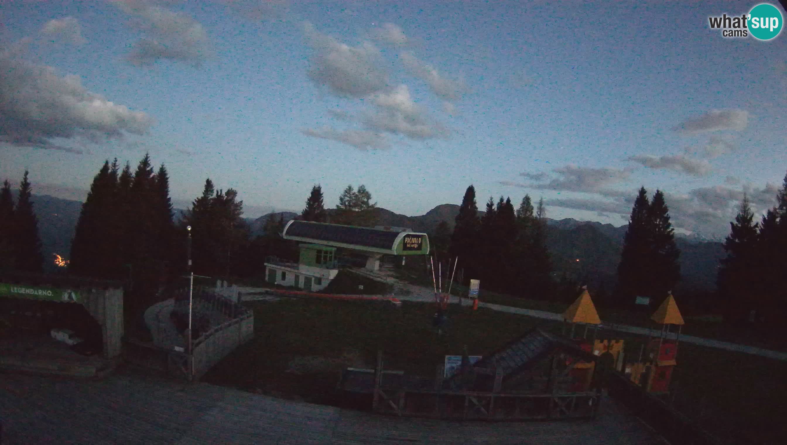 Alpska Perla Ski center Cerkno Počivalo webcam – Slovenia