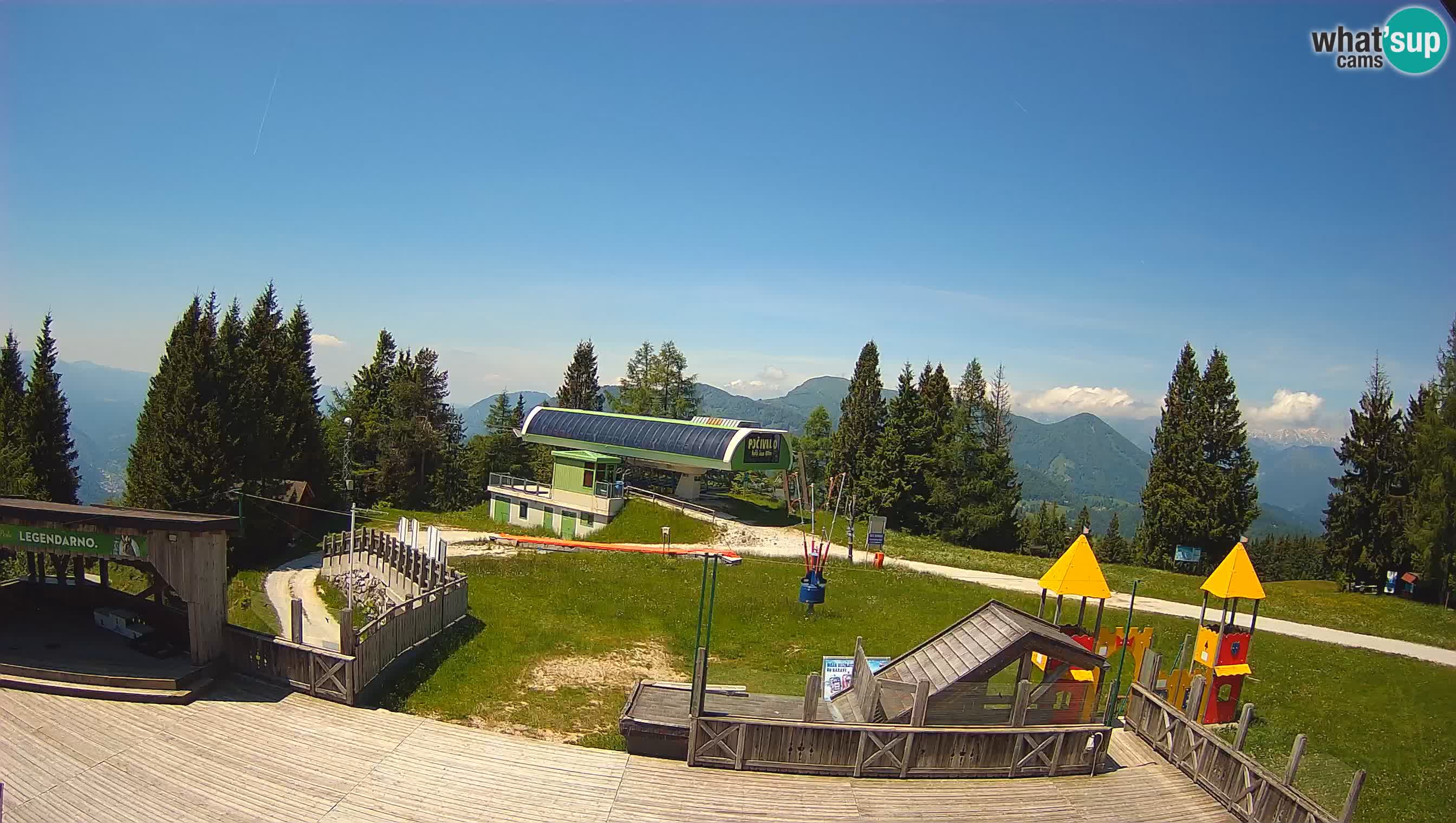 Webcam de la station de ski des Alpes slovènes à Cerkno Počivalo