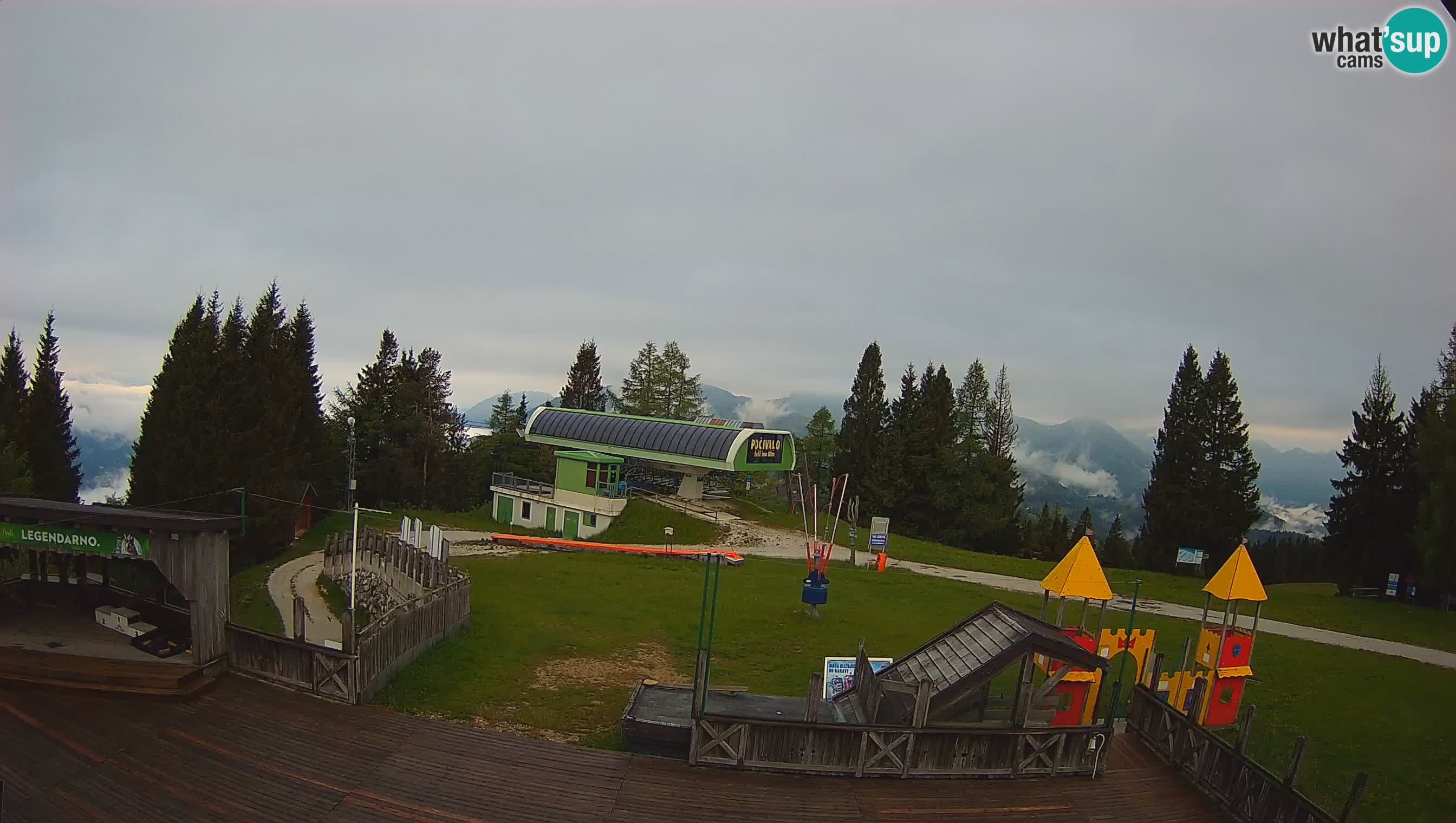 Alpska Perla Ski hotel Cerkno Počivalo webcam – Slovenia