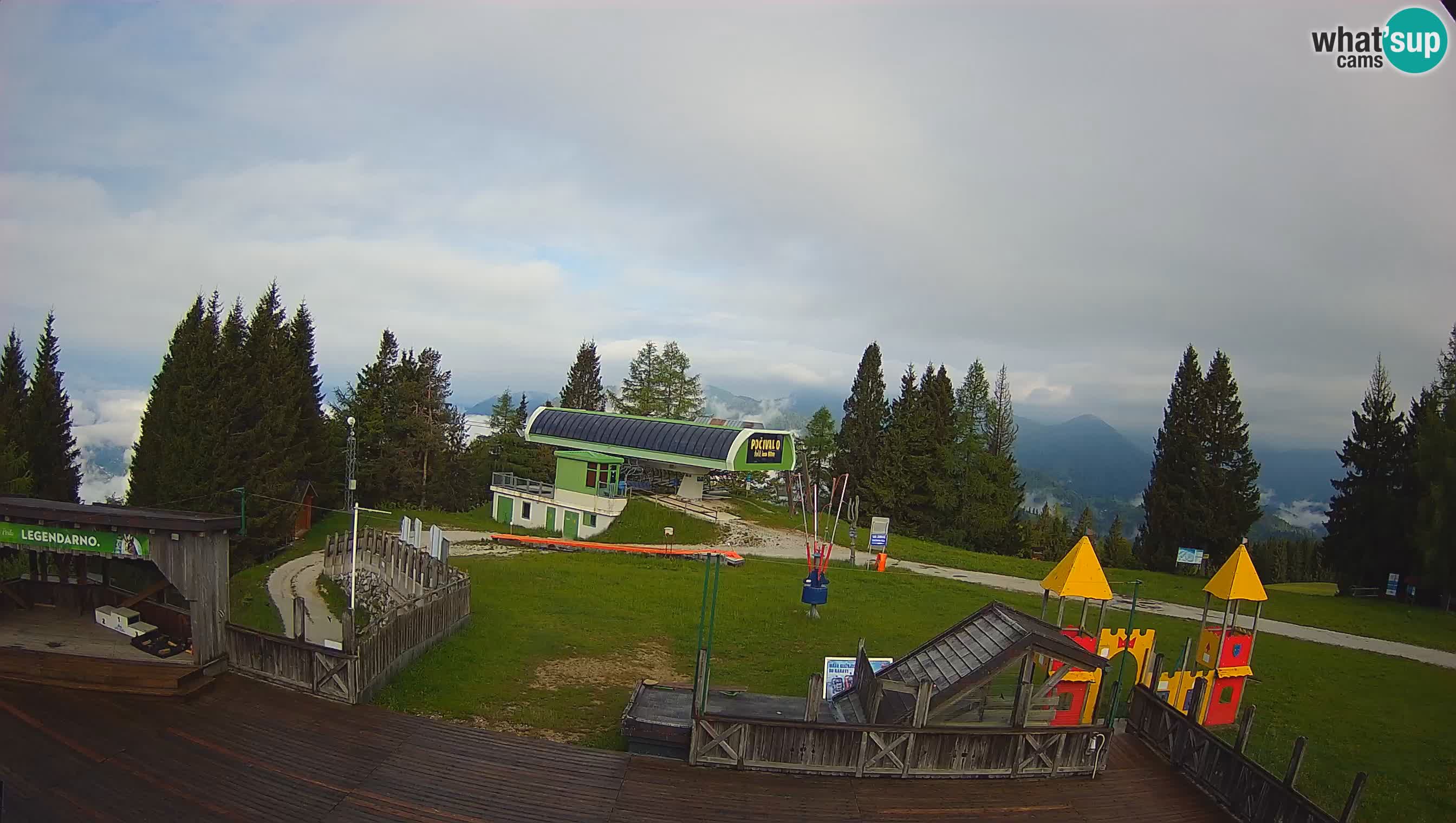 Alpska Perla Ski hotel Cerkno Počivalo webcam – Slovenia