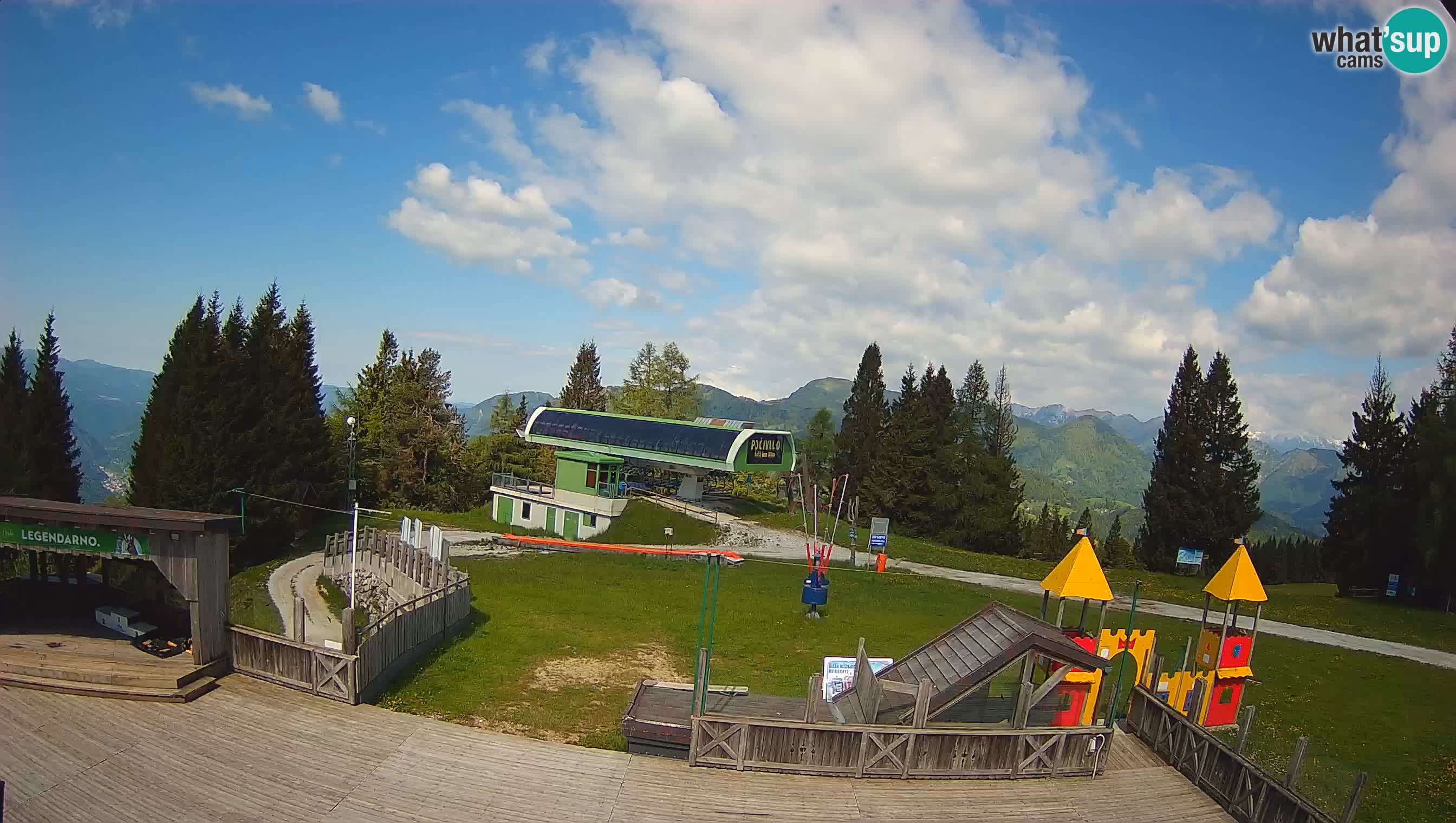 Alpska Perla Ski hotel Cerkno Počivalo webcam – Slovenia