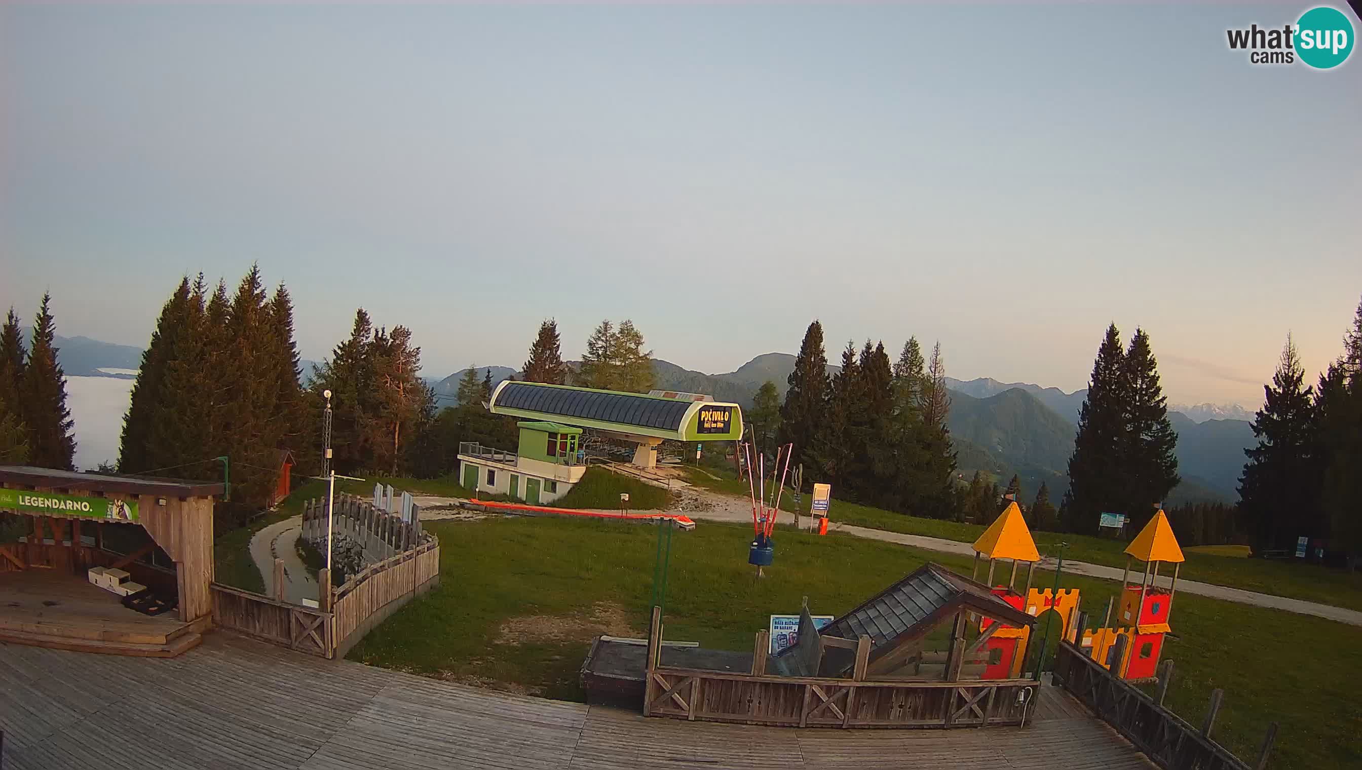 Webcam de la station de ski des Alpes slovènes à Cerkno Počivalo