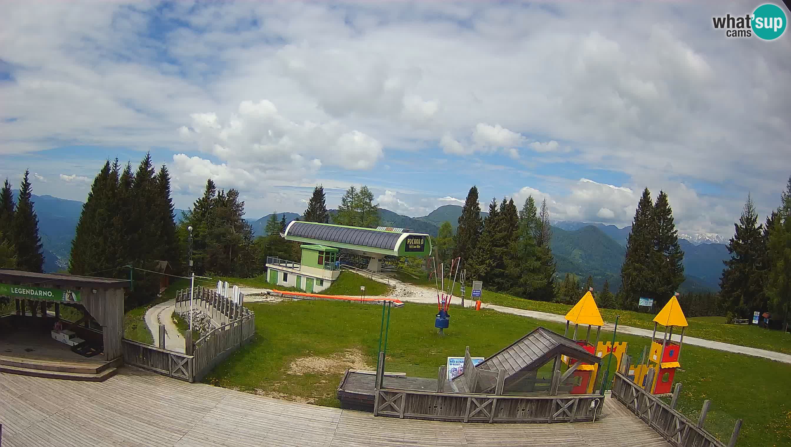 Alpska Perla Ski hotel Cerkno Počivalo webcam – Slovenia
