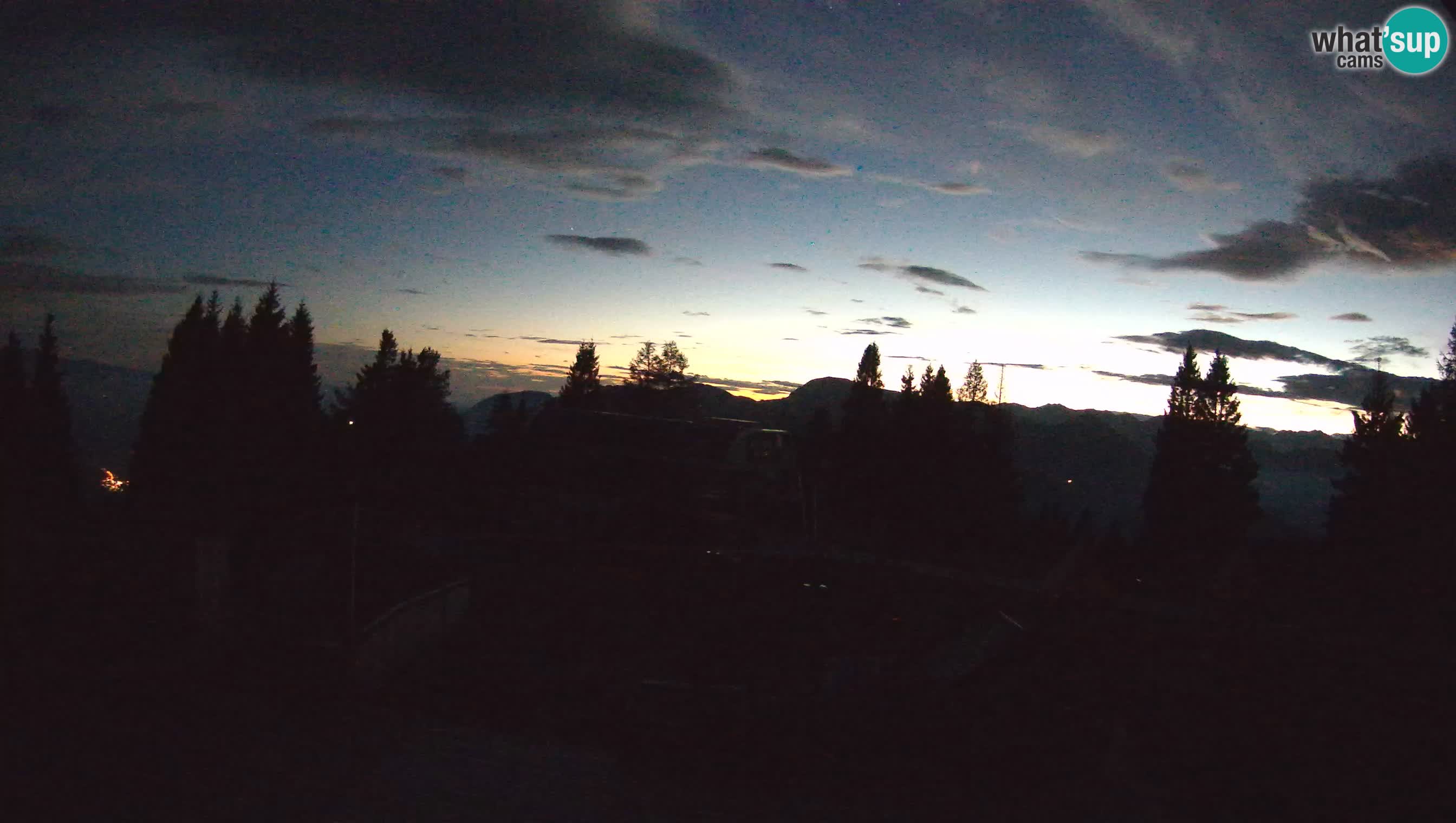 Alpska Perla Ski center Cerkno Počivalo webcam – Slovenia