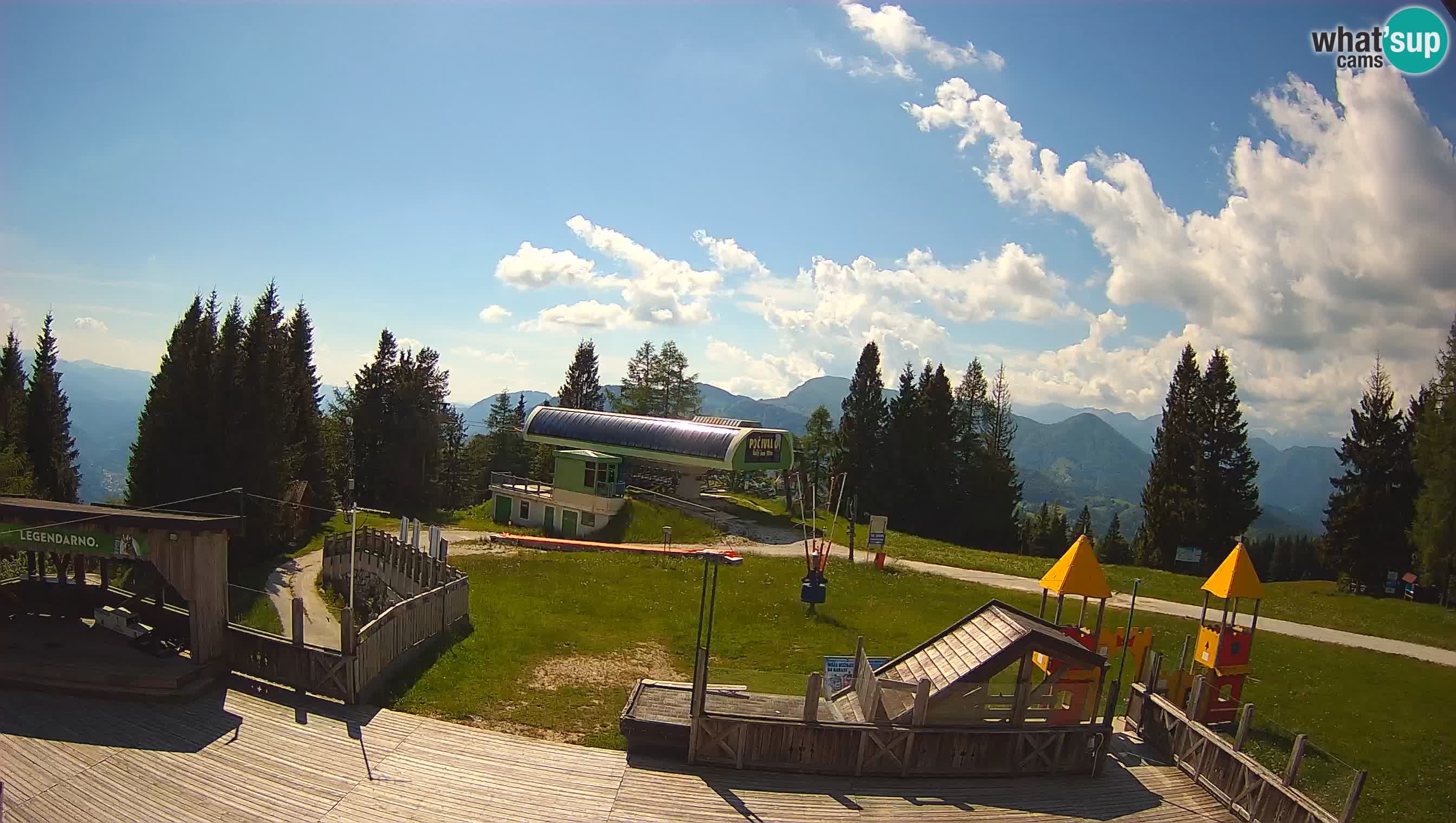 Alpska Perla Ski hotel Cerkno Počivalo webcam – Slovenia