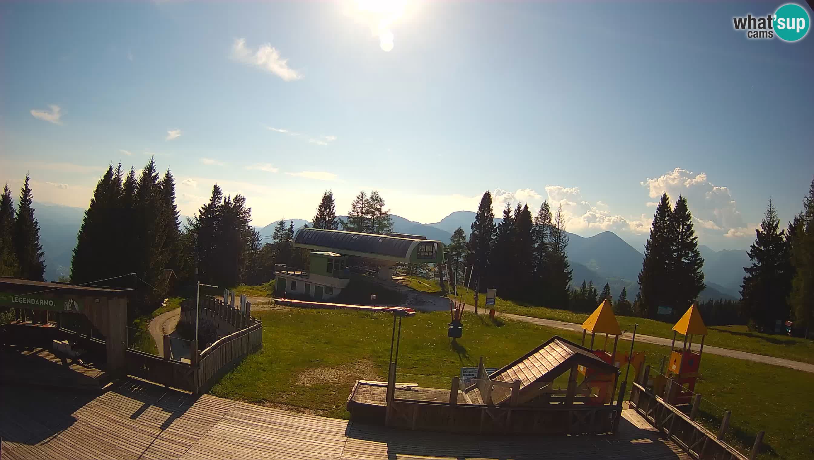 Webcam de la station de ski des Alpes slovènes à Cerkno Počivalo