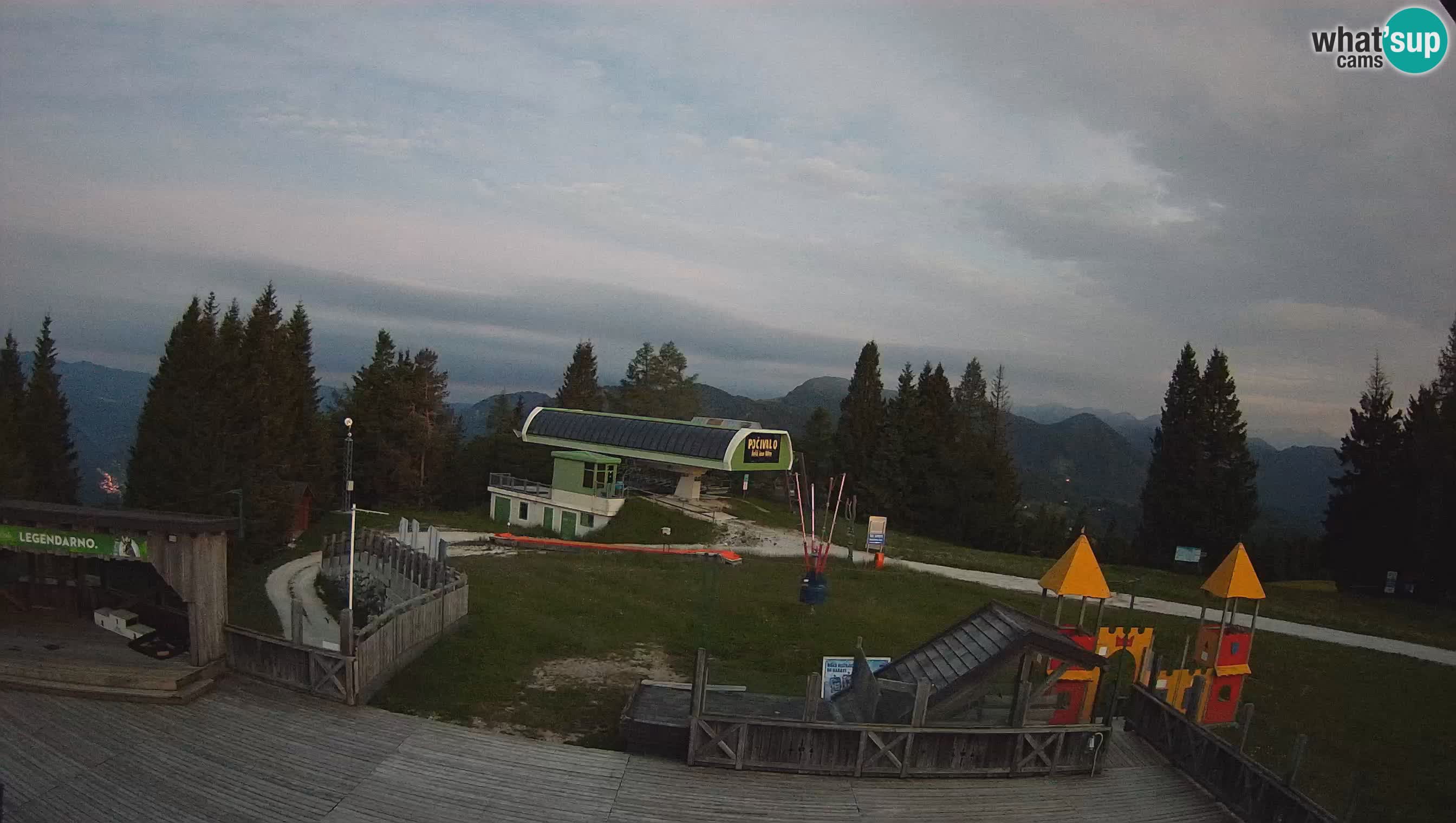 Alpska Perla kamera Cerkno Počivalo