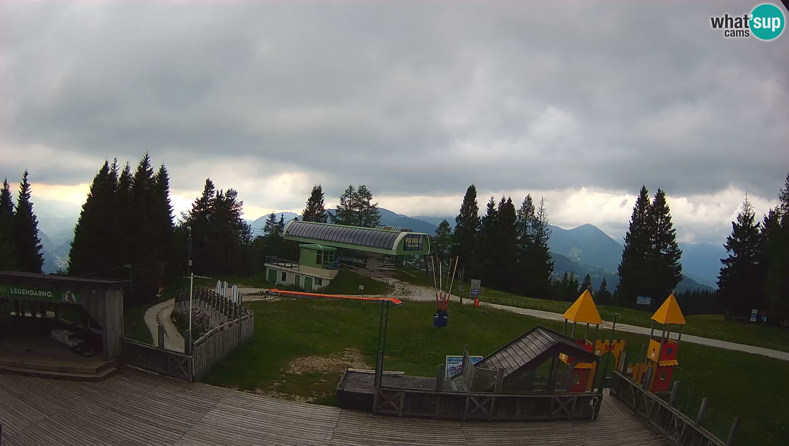 Webcam de la station de ski des Alpes slovènes à Cerkno Počivalo