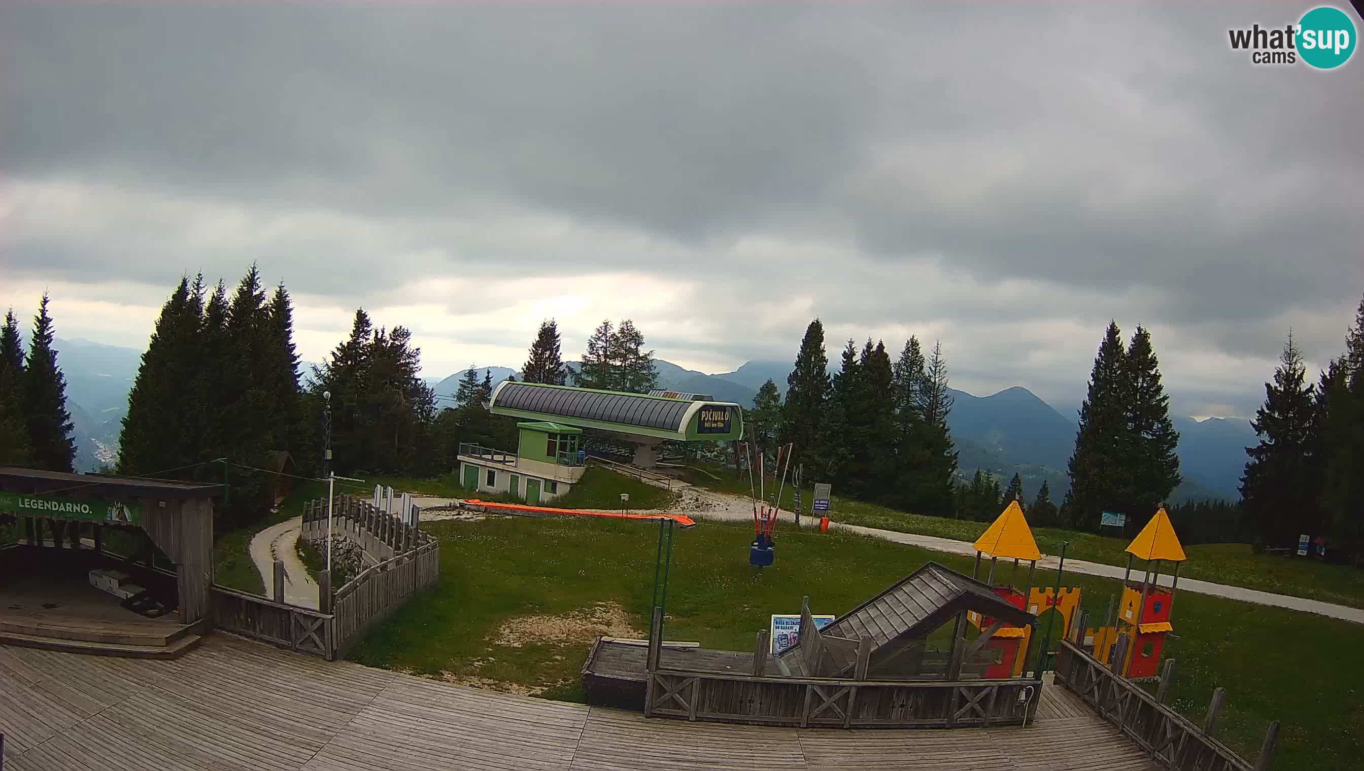 Webcam de la station de ski des Alpes slovènes à Cerkno Počivalo