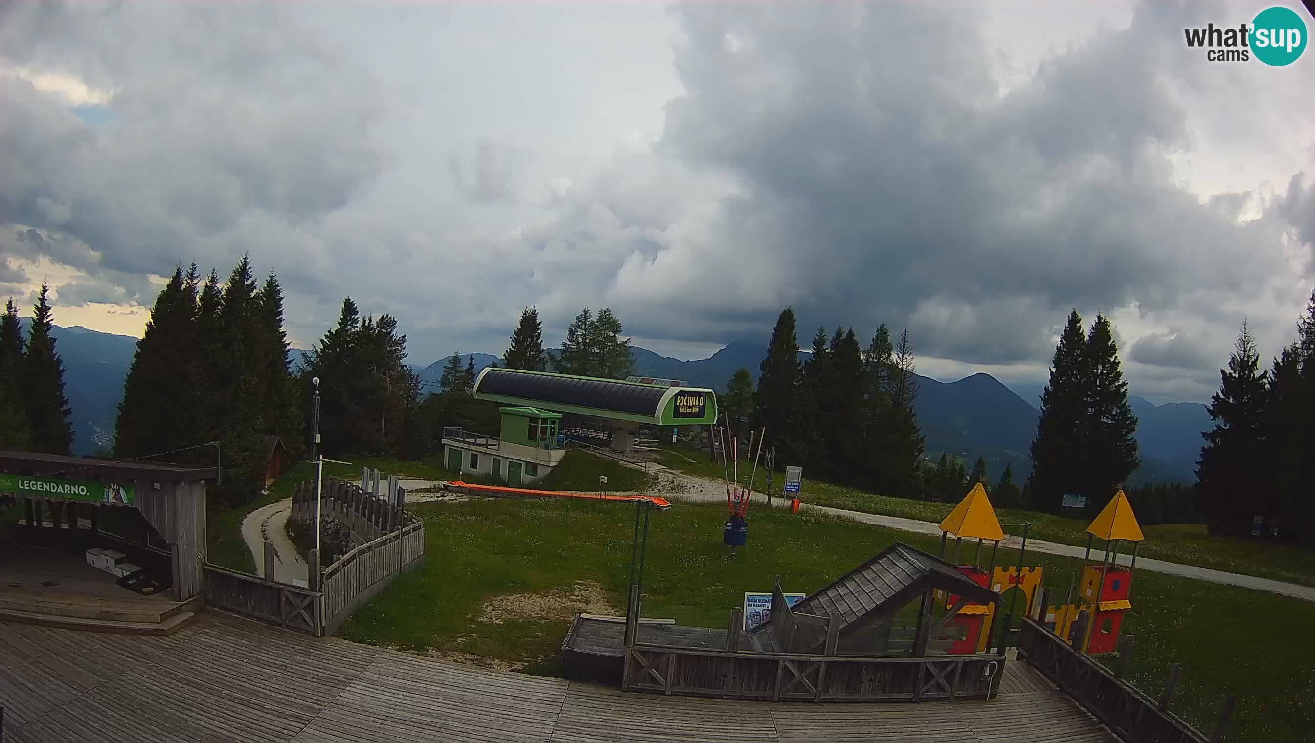 Alpska Perla Ski hotel Cerkno Počivalo webcam – Slovenia