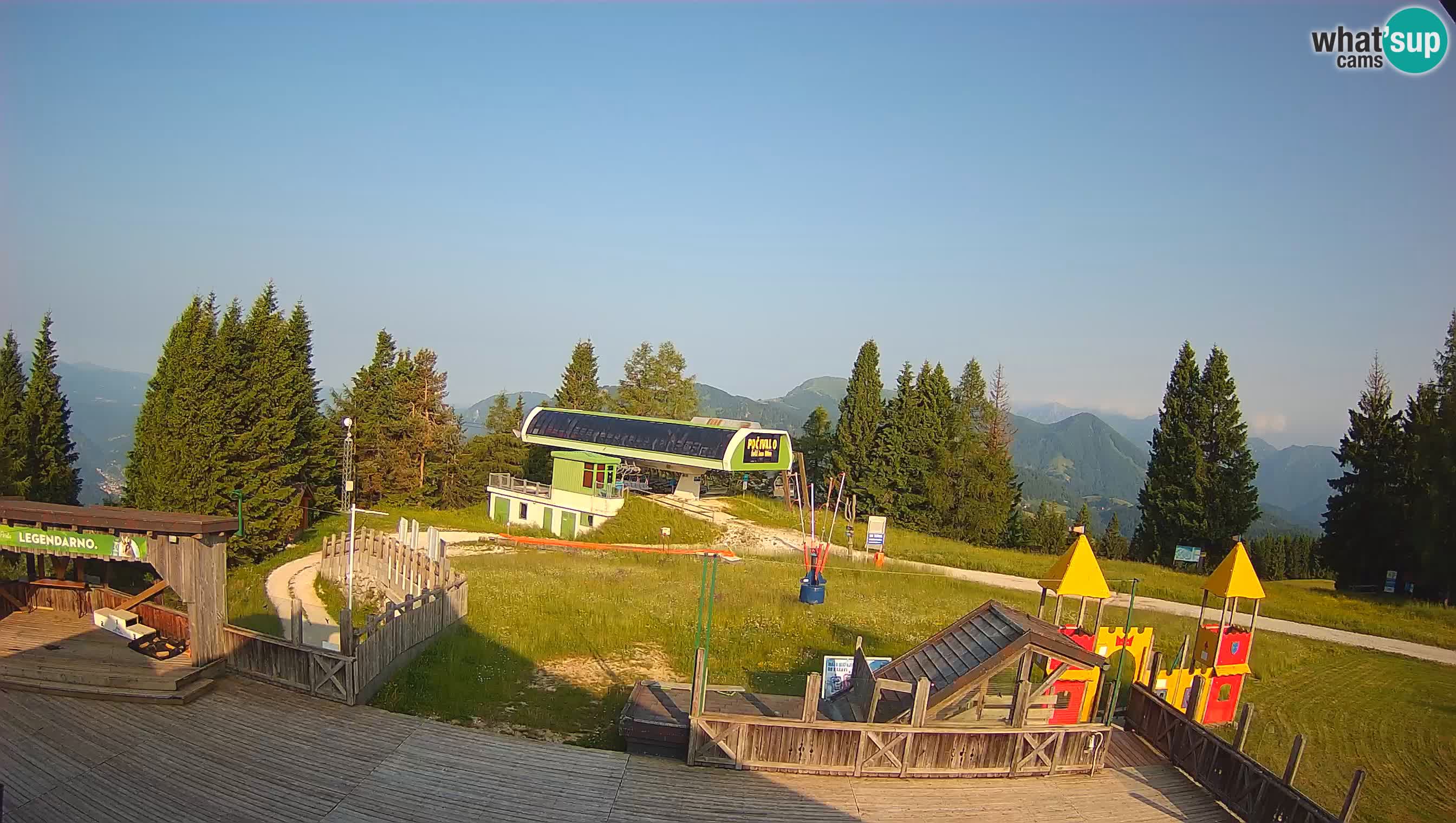 Alpska Perla Ski hotel Cerkno Počivalo webcam – Slovenia