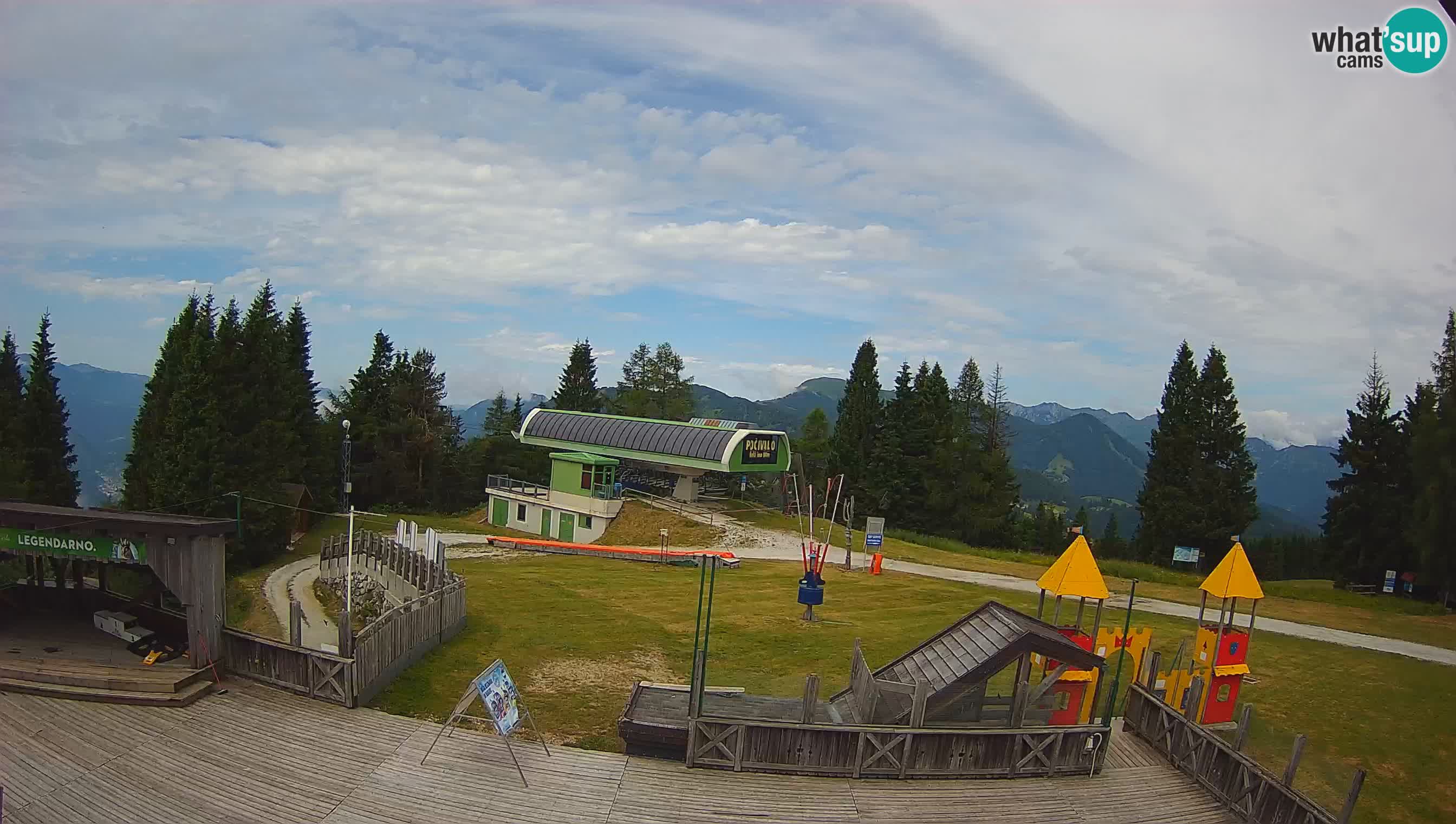 Alpska Perla Ski center Cerkno Počivalo webcam – Slovenia