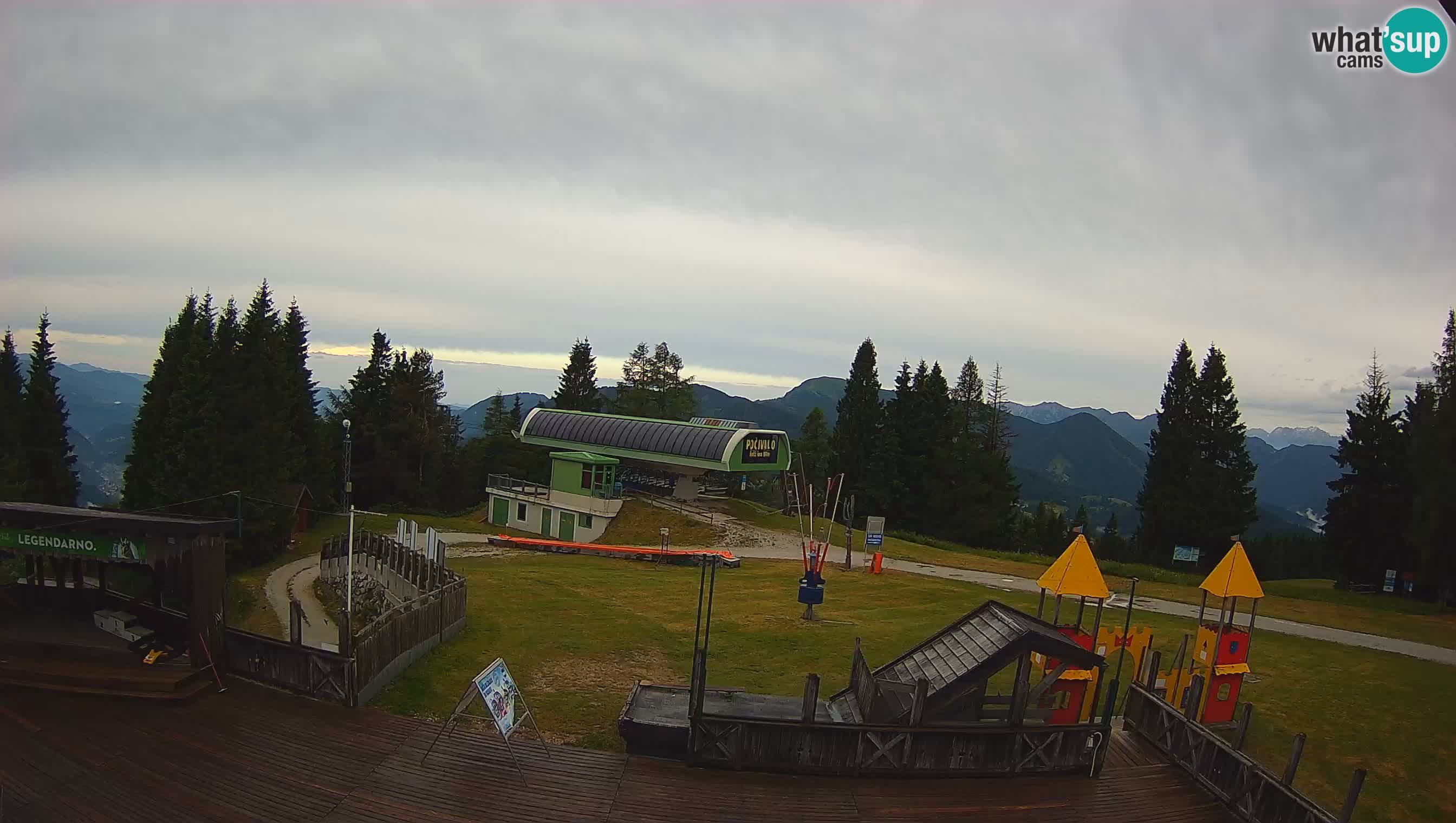 Alpska Perla Ski hotel Cerkno Počivalo webcam – Slovenia