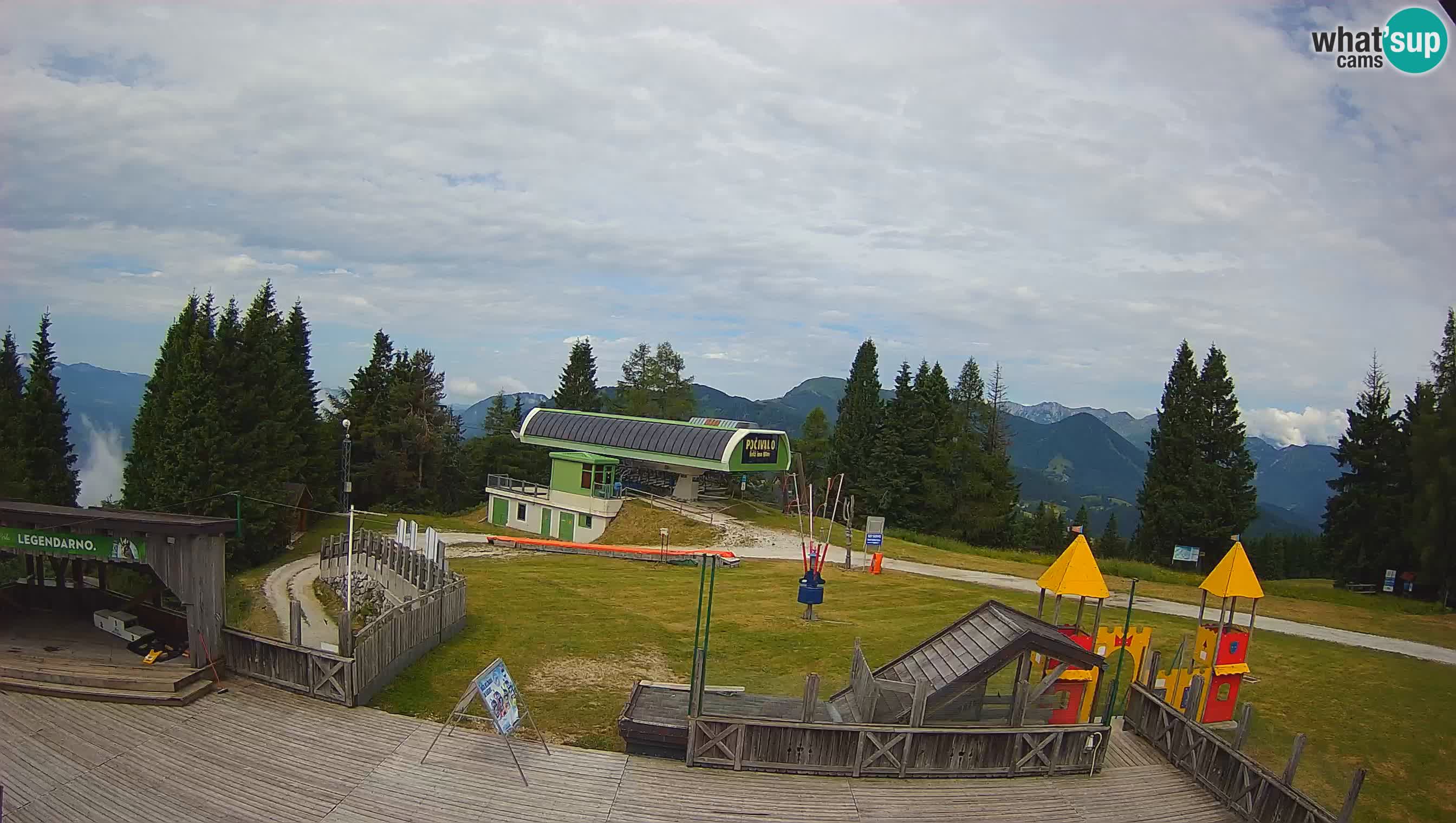 Alpska Perla Ski hotel Cerkno Počivalo webcam – Slovenia