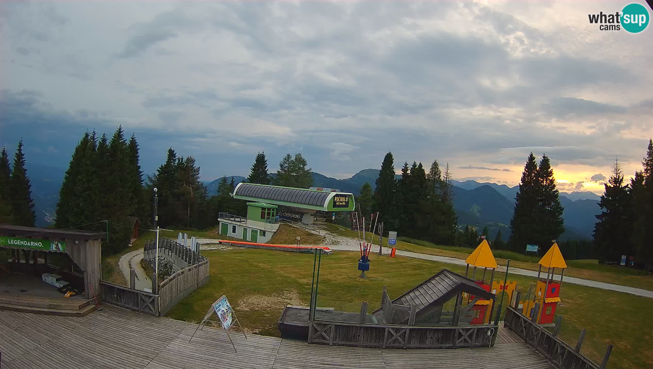 Alpska Perla Skijalište Cerkno Počivalo web kamera – Slovenija