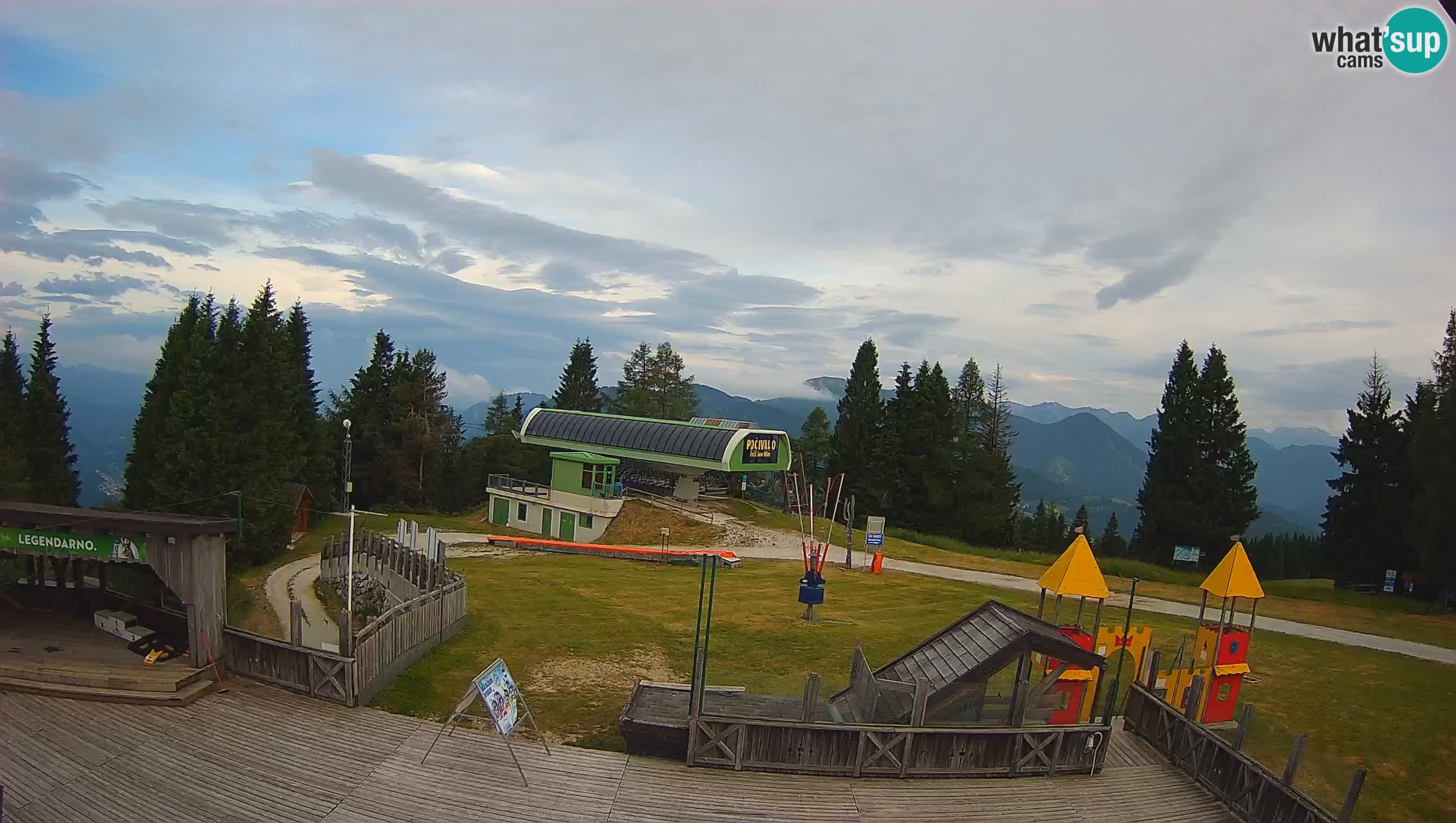Alpska Perla kamera Cerkno Počivalo