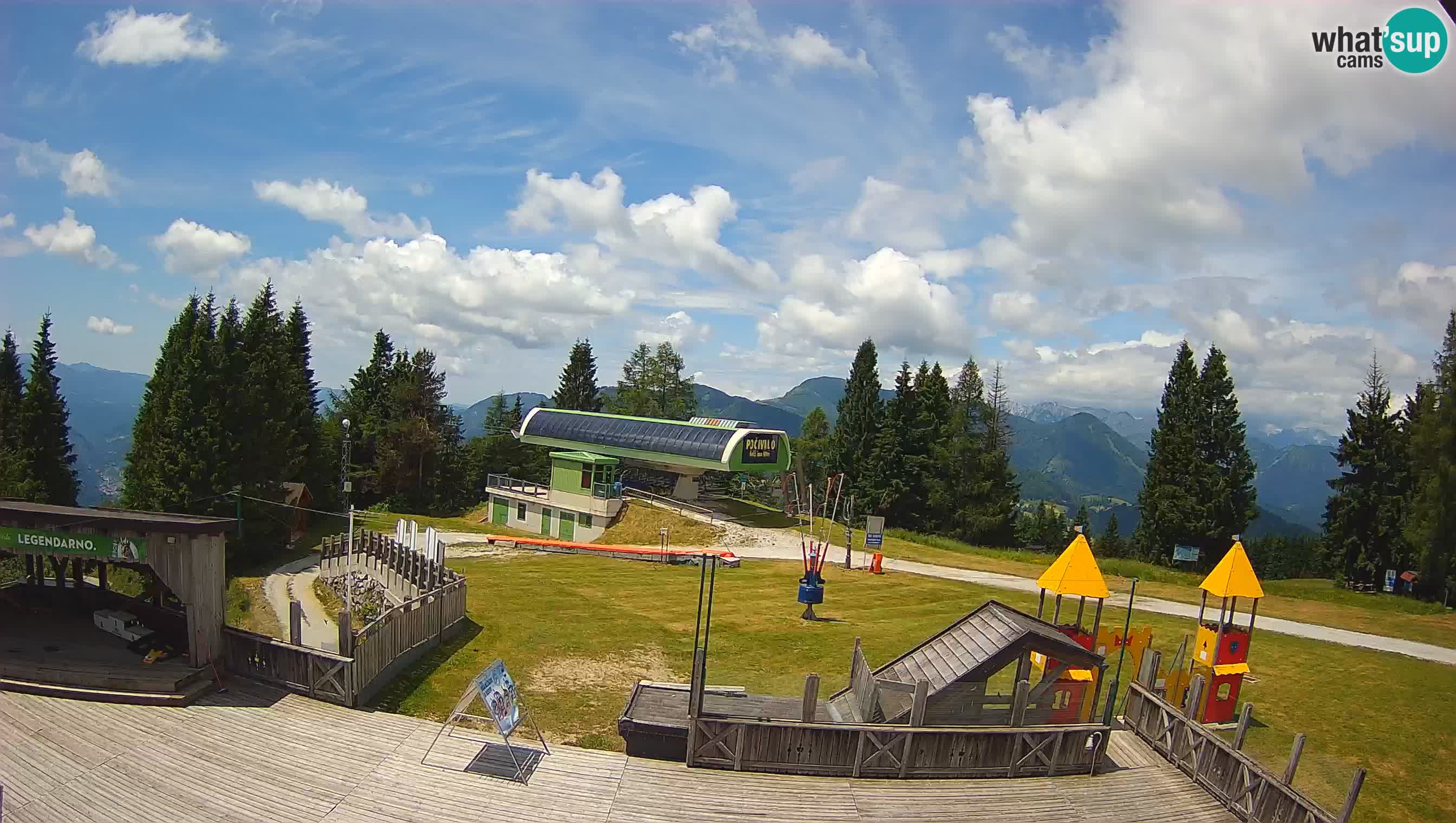 Alpska Perla Ski hotel Cerkno Počivalo webcam – Slovenia