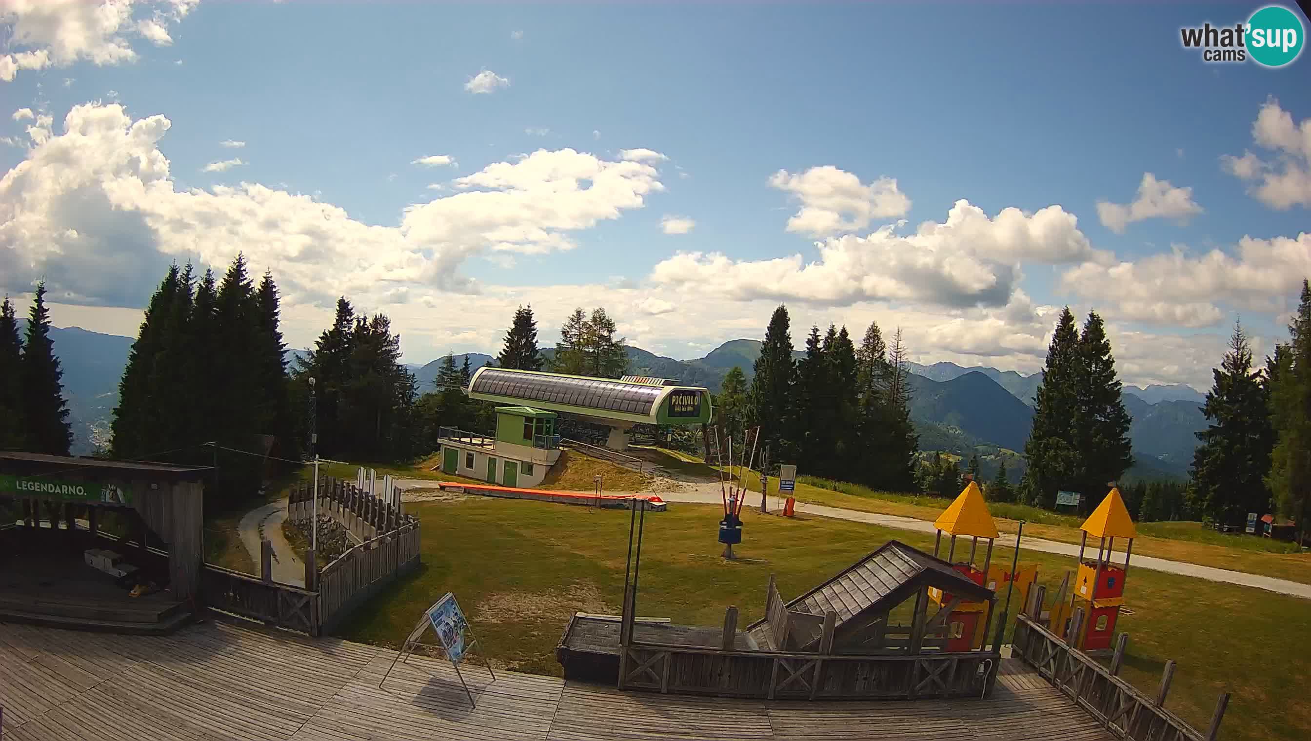 Webcam de la station de ski des Alpes slovènes à Cerkno Počivalo