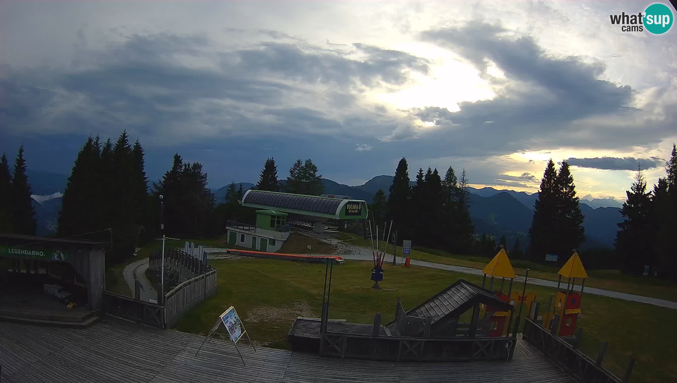 Alpska Perla Skijalište Cerkno Počivalo web kamera – Slovenija