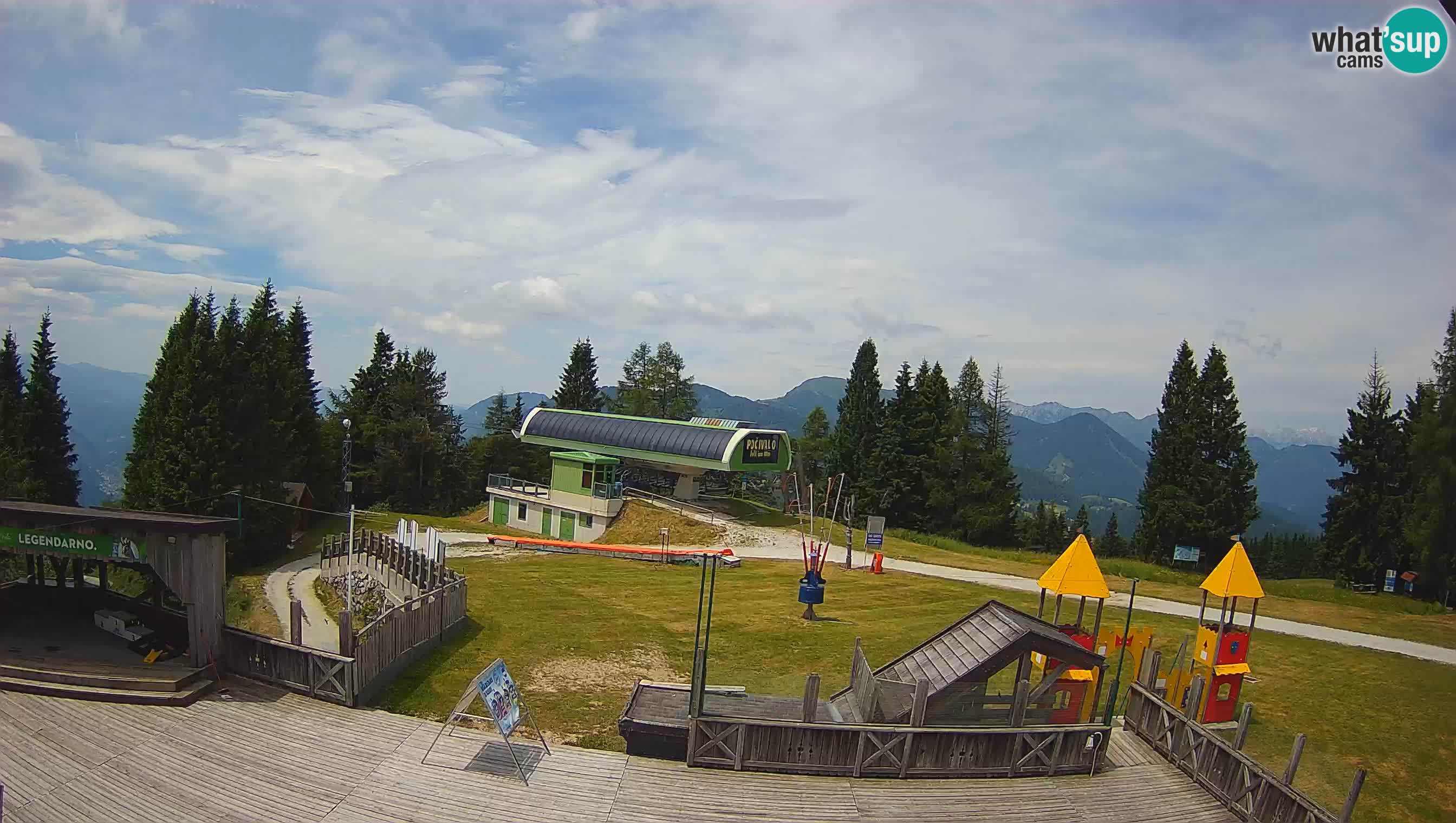 Alpska Perla Ski hotel Cerkno Počivalo webcam – Slovenia