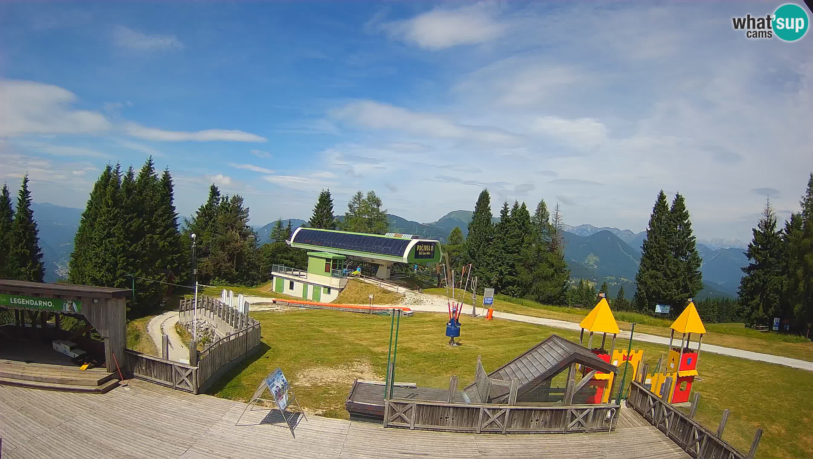 Alpska Perla Ski hotel Cerkno Počivalo webcam – Slovenia