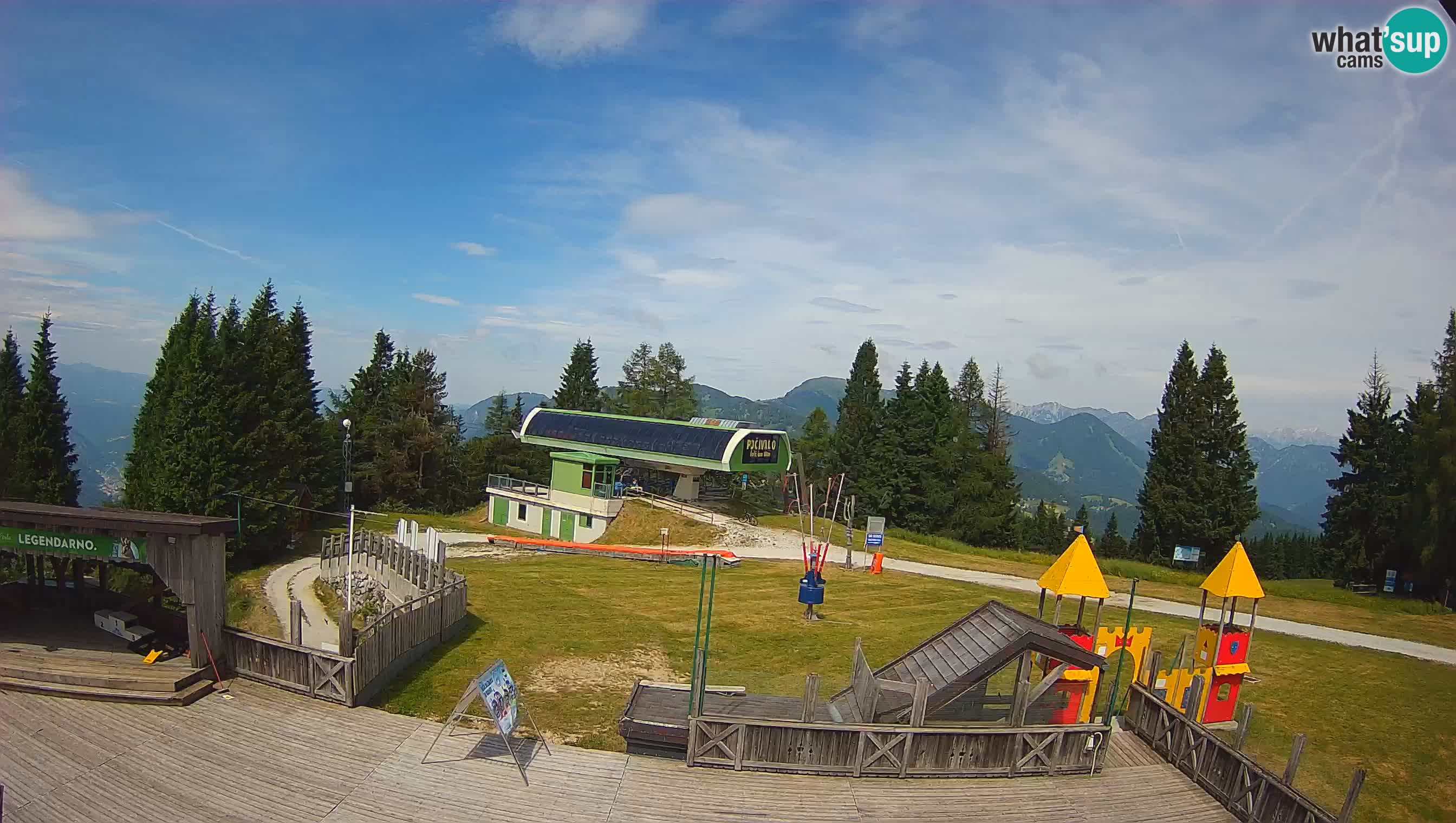Alpska Perla Ski center Cerkno Počivalo webcam – Slovenia