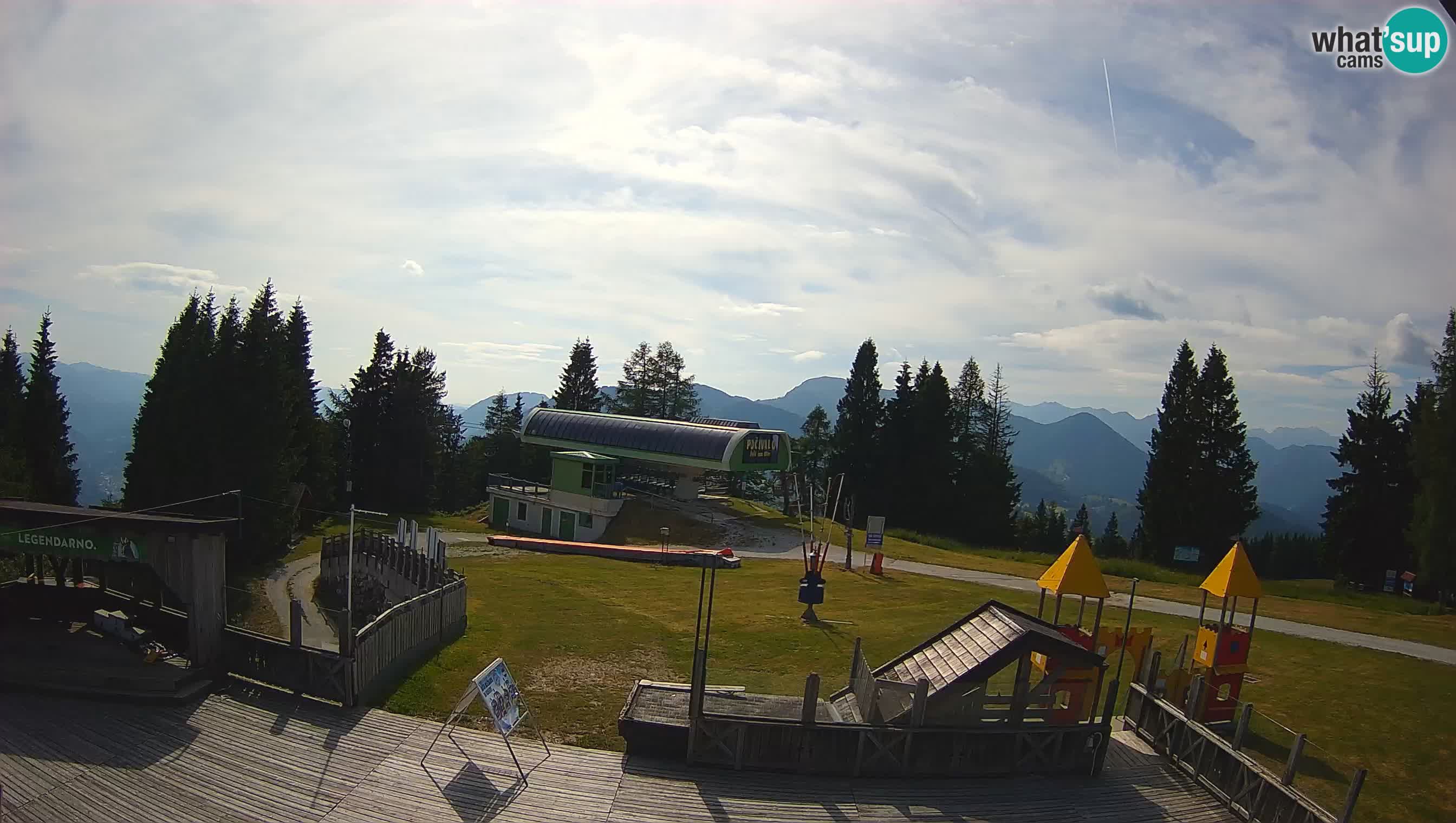Alpska Perla Ski center Cerkno Počivalo webcam – Slovenia