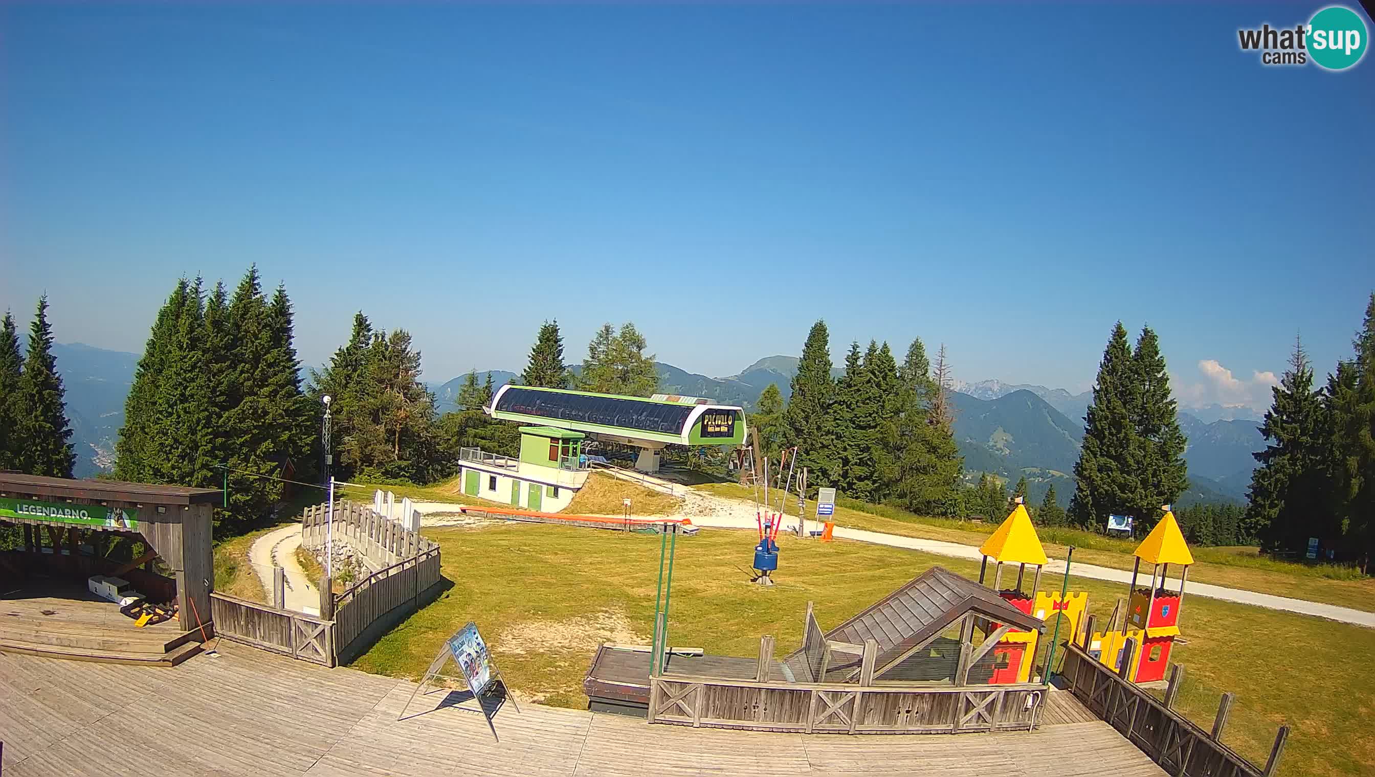 Alpska Perla Ski center Cerkno Počivalo webcam – Slovenia