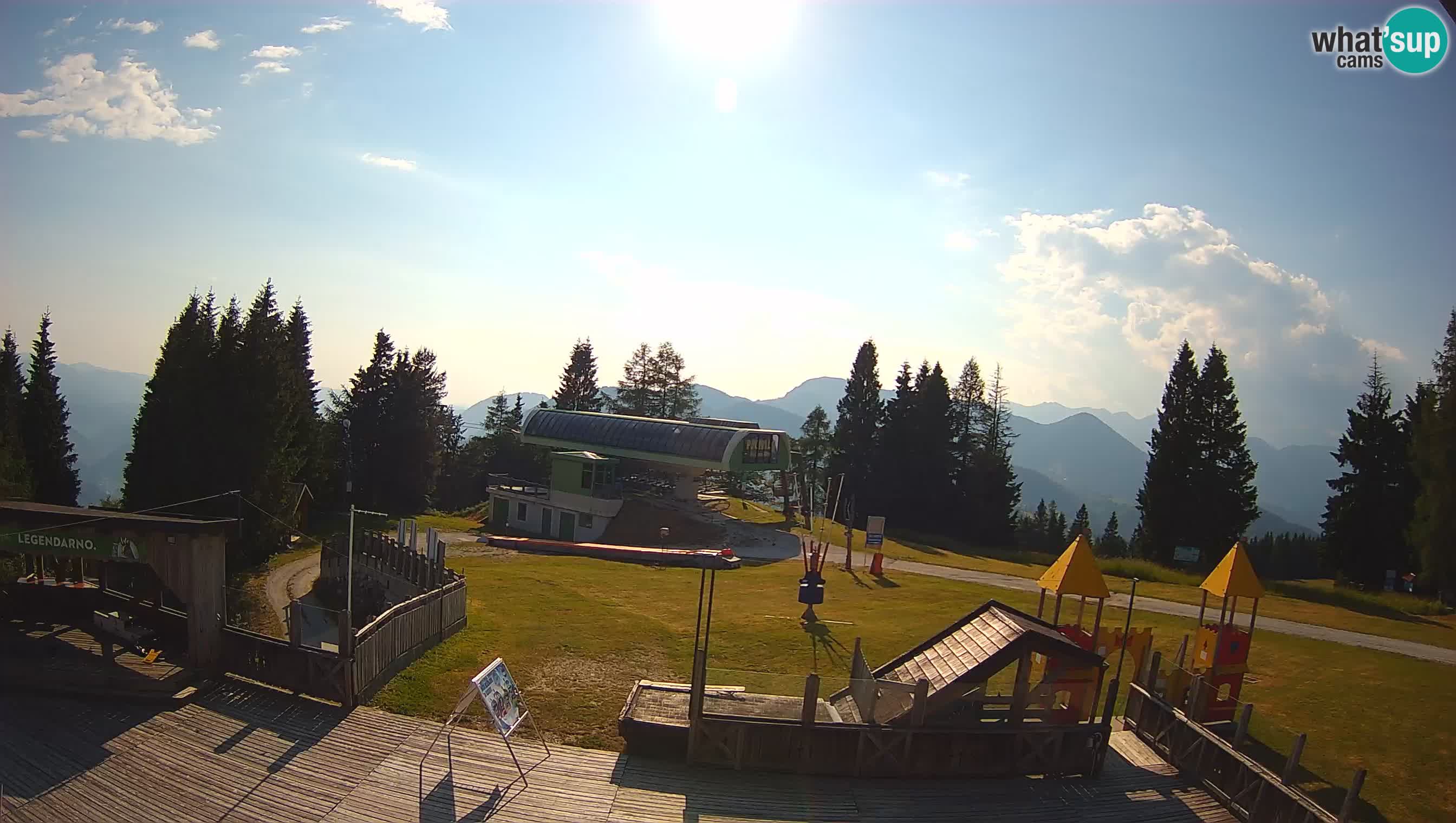 Alpska Perla Ski hotel Cerkno Počivalo webcam – Slovenia