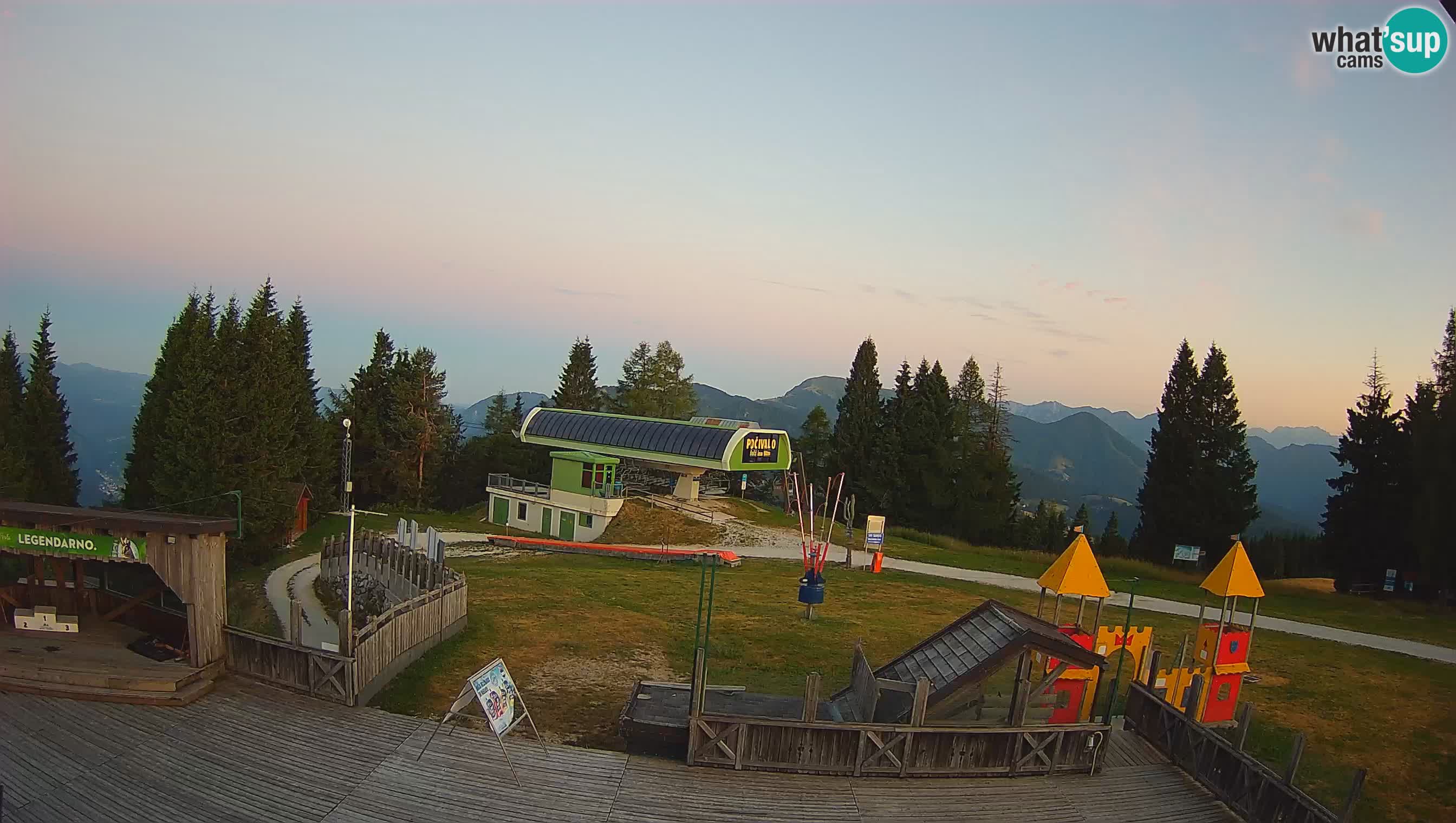 Alpska Perla kamera Cerkno Počivalo