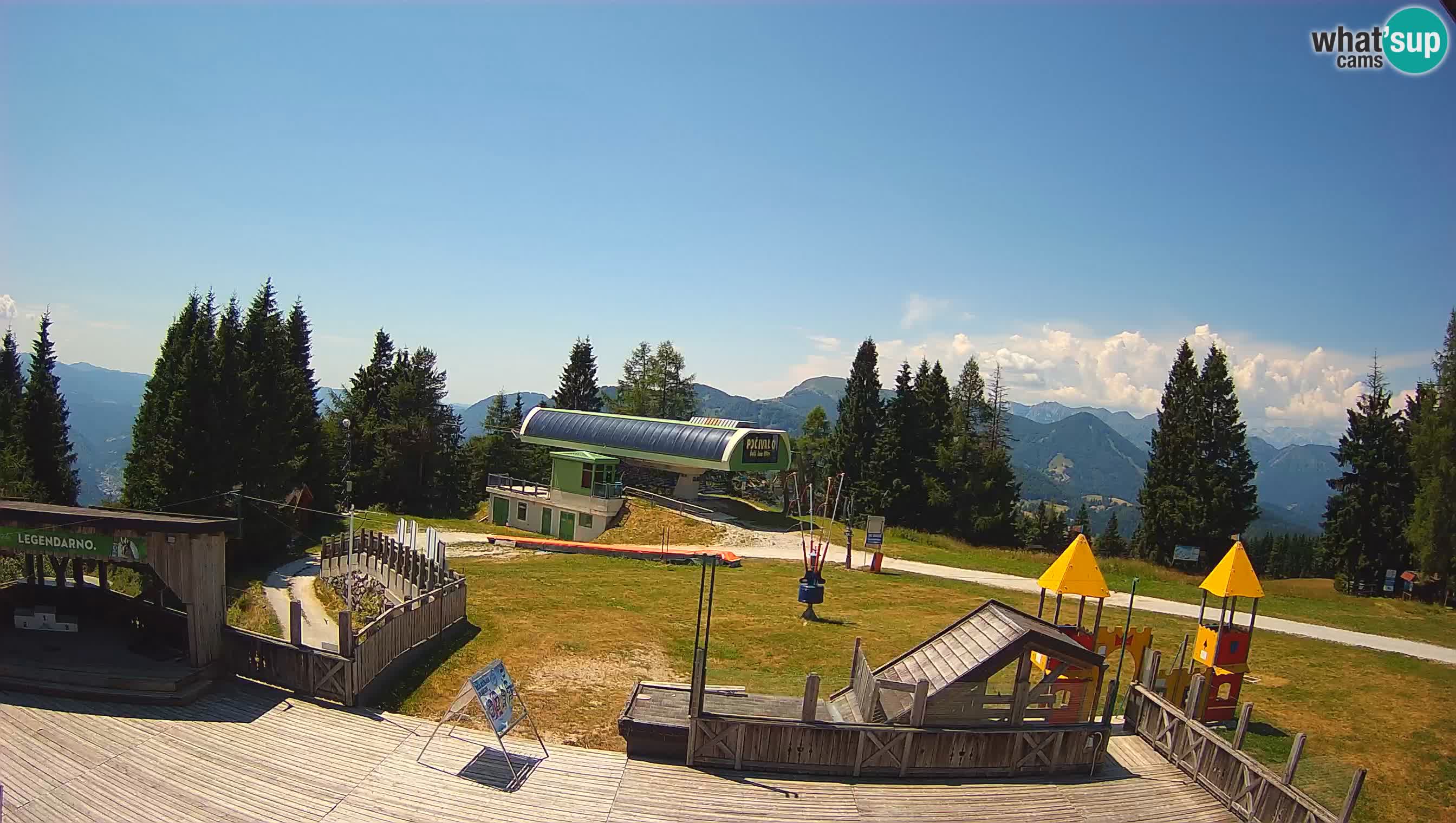 Alpska Perla Ski hotel Cerkno Počivalo webcam – Slovenia