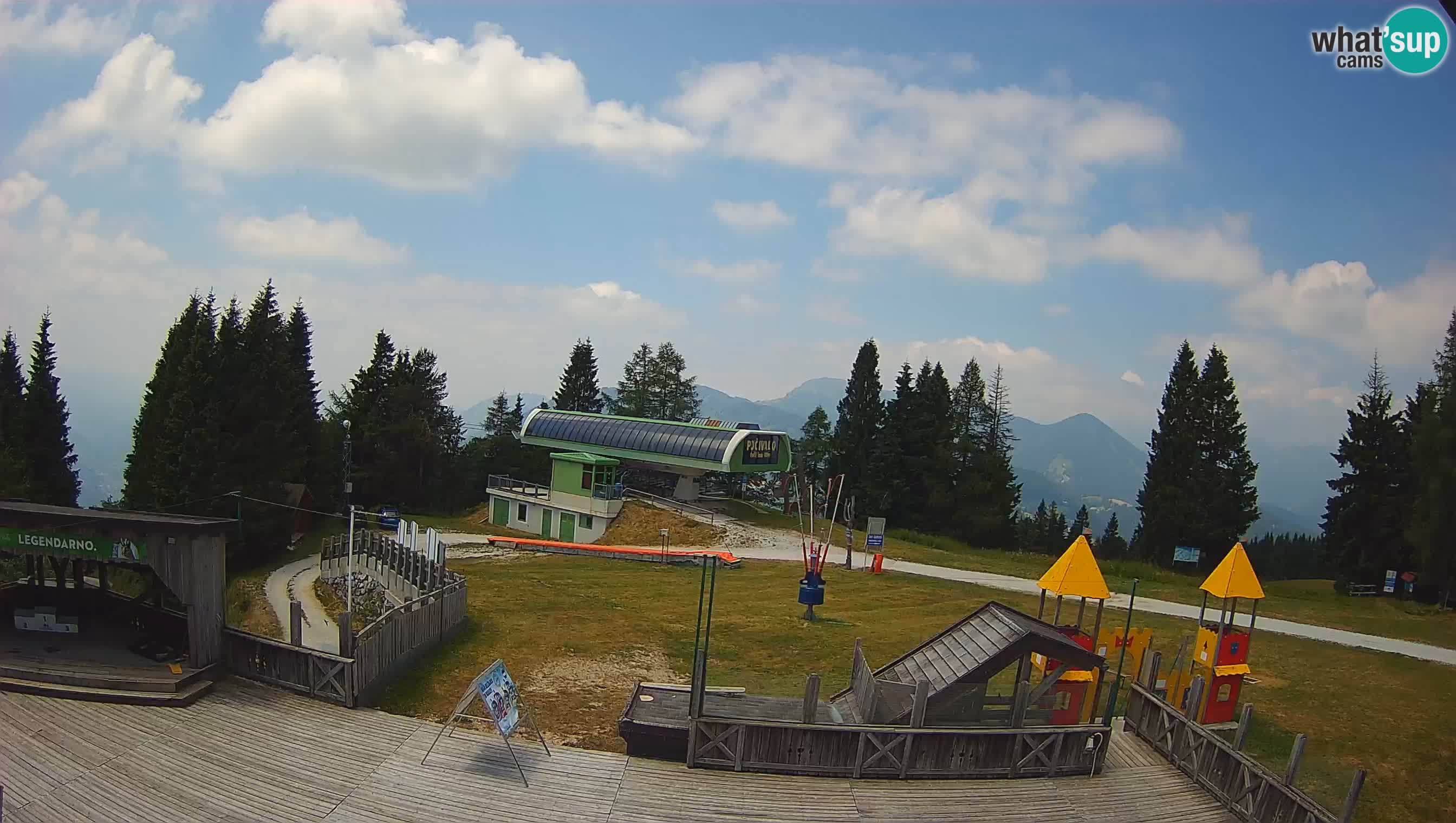 Alpska Perla Ski center Cerkno Počivalo webcam – Slovenia