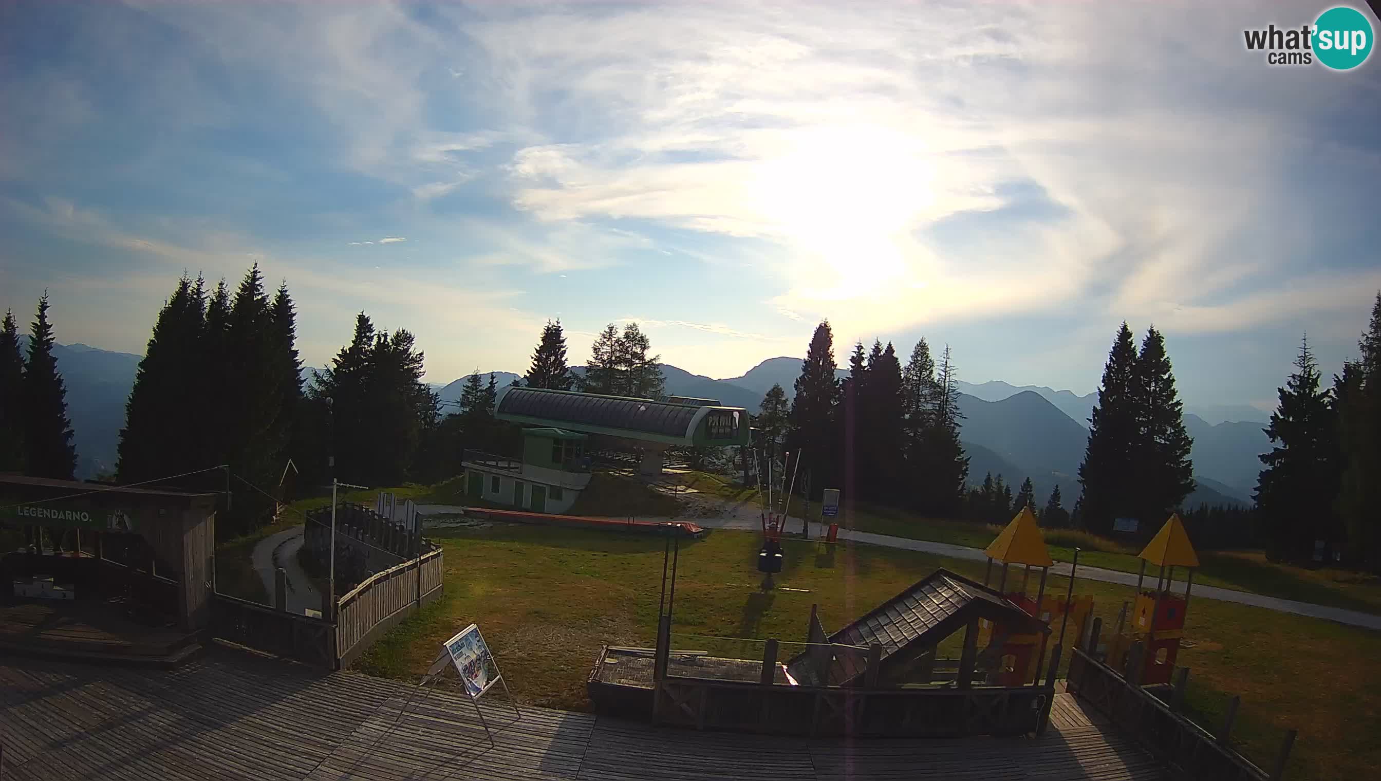 Alpska Perla Ski hotel Cerkno Počivalo webcam – Slovenia