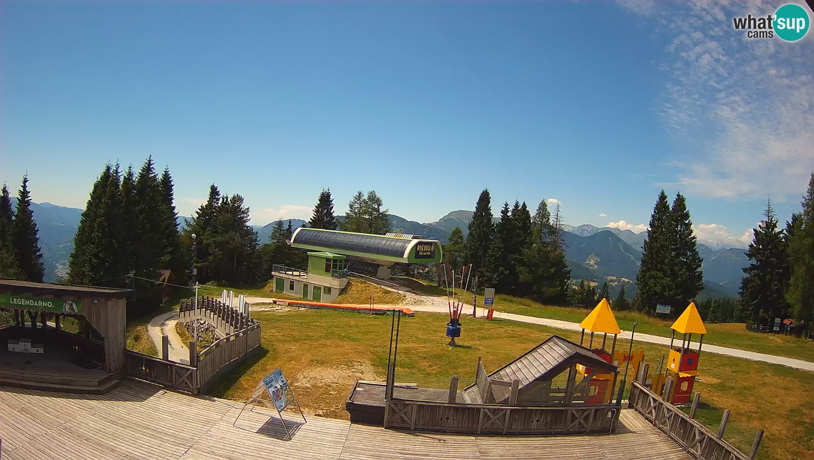 Alpska Perla Ski center Cerkno Počivalo webcam – Slovenia