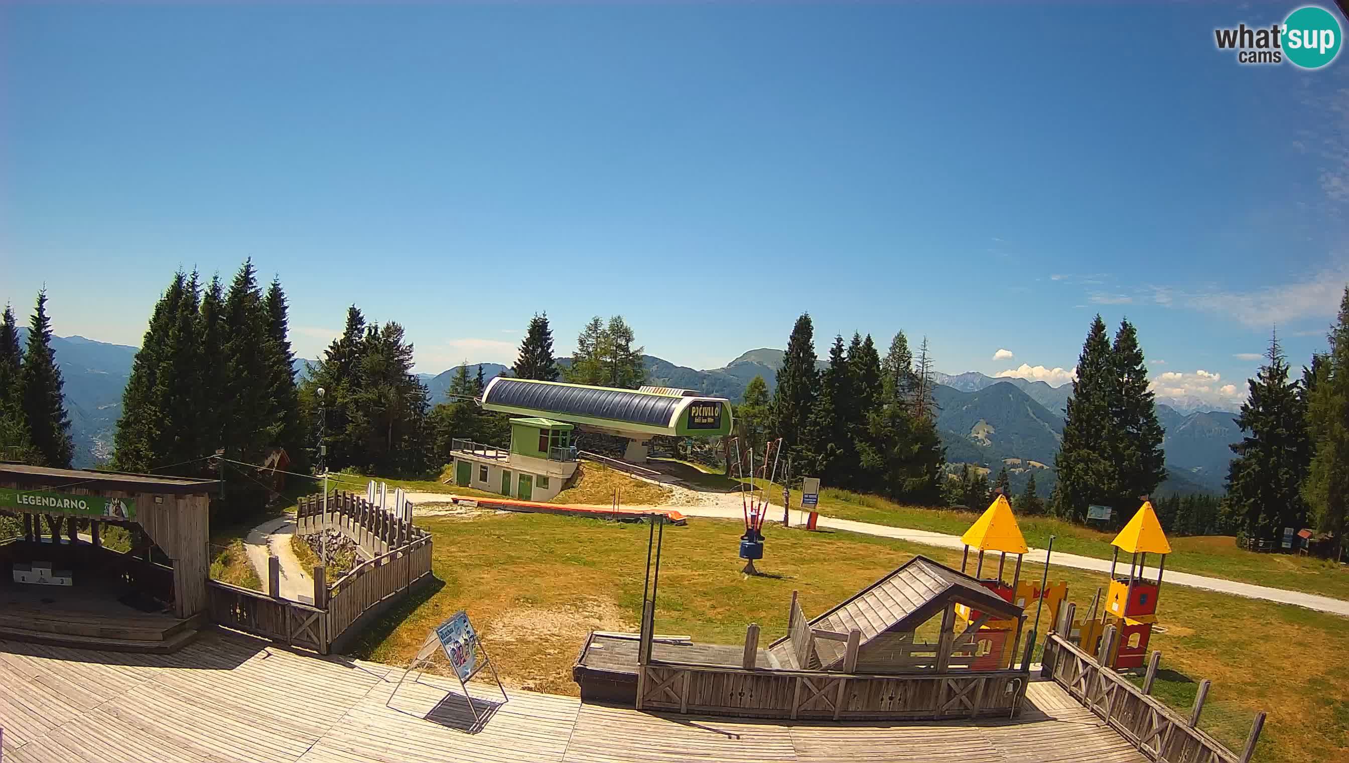 Alpska Perla Ski hotel Cerkno Počivalo webcam – Slovenia
